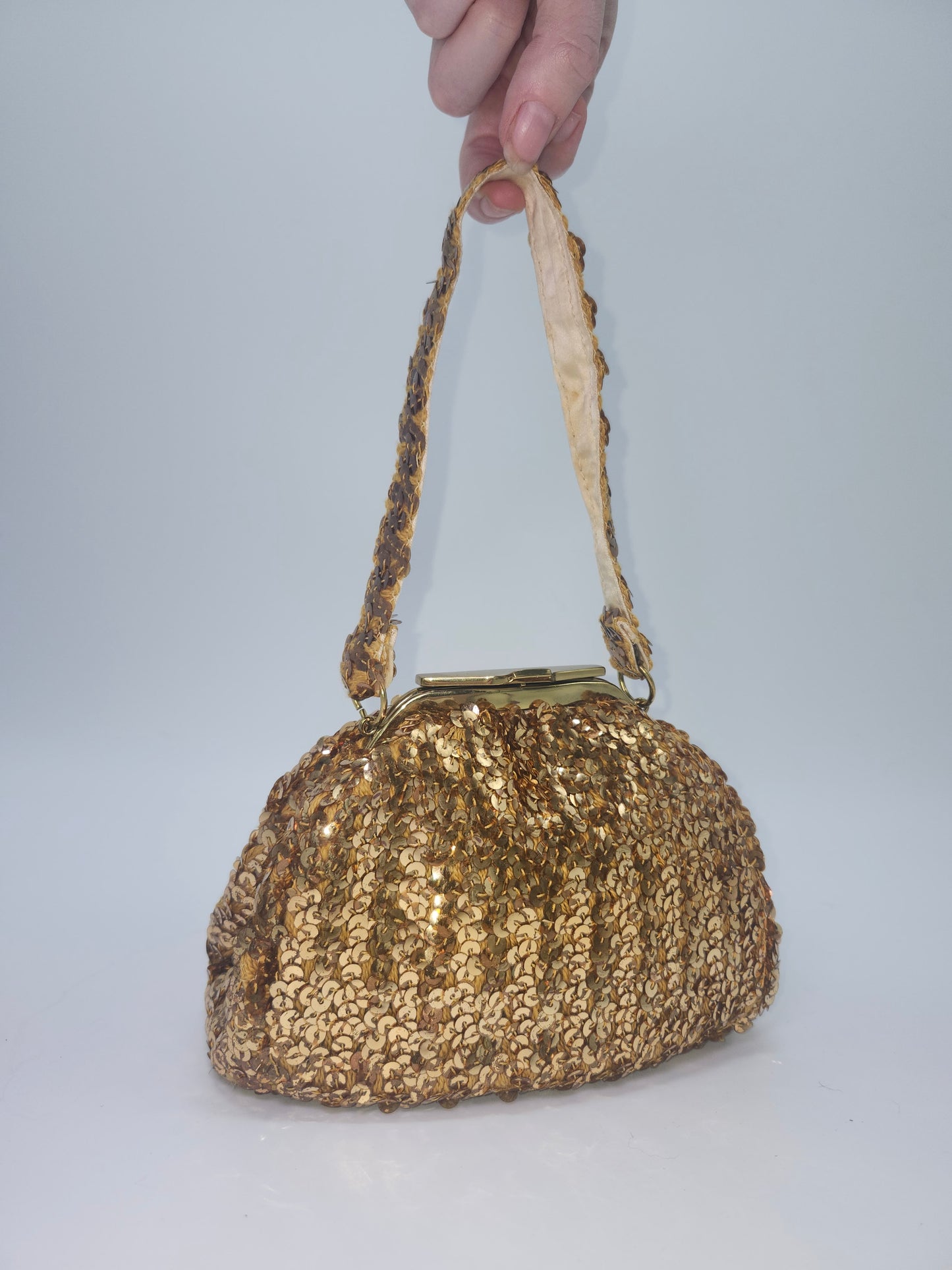 1950s Gold Sequin & Satin lined Handbag with attached Coin Purse