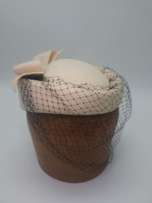 Mid-Century Doeskin White Wool Pill Box Hat with Black Netting