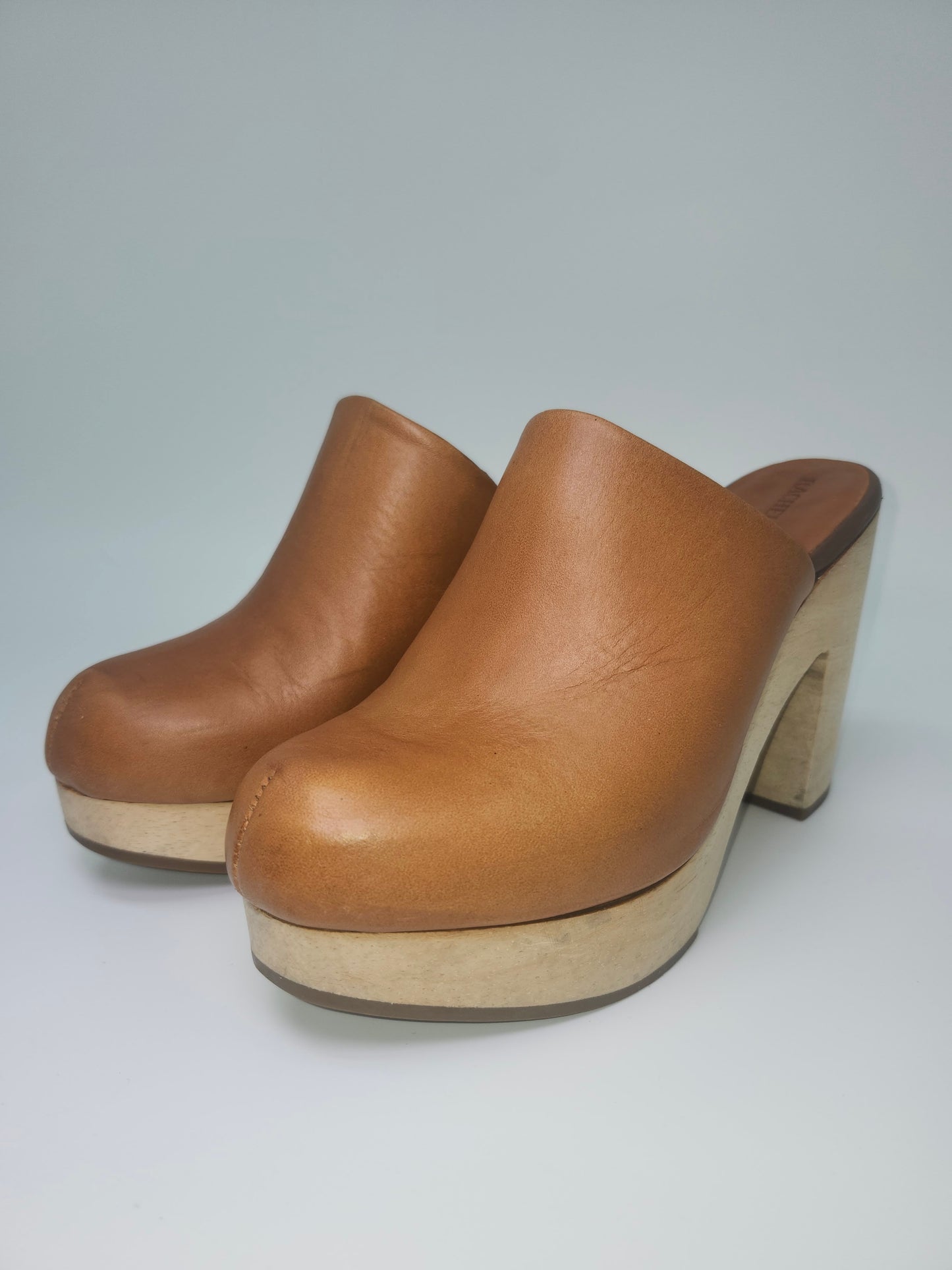 *NEW* Rachel Comey Honey Brown Leather Wooden Clogs Size 7