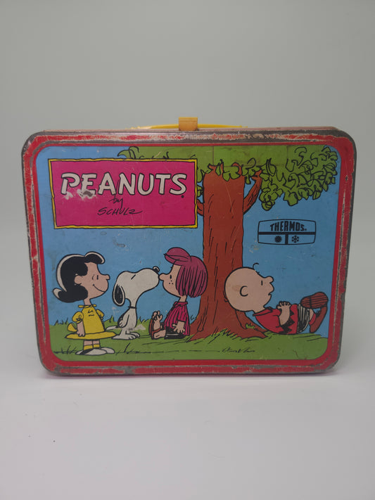 1973 THERMOS Charlie Brown Metal Lunch Box