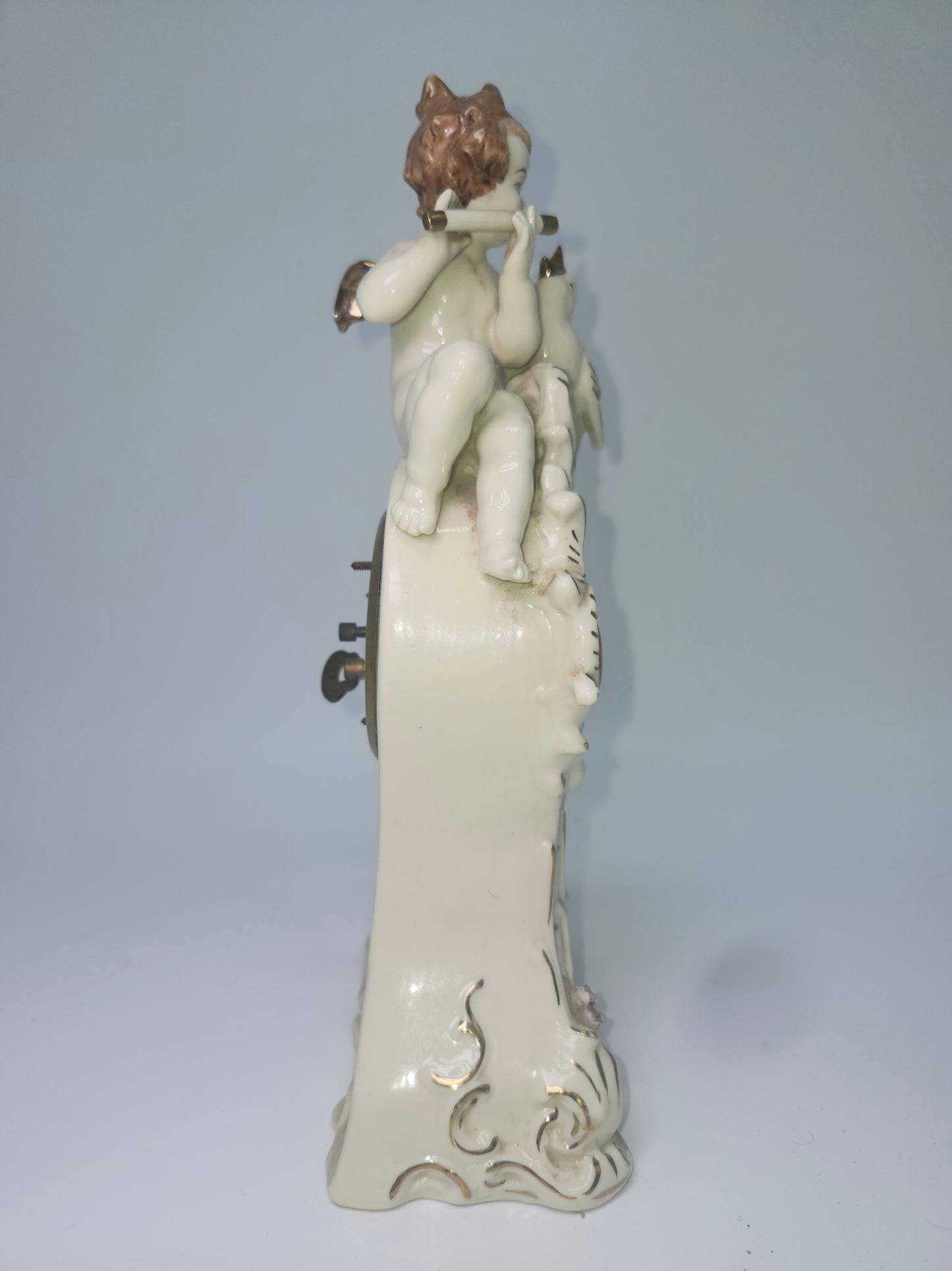 1900s Dresden Porcelain Bisque Cherub Wind-up Mantle Clock