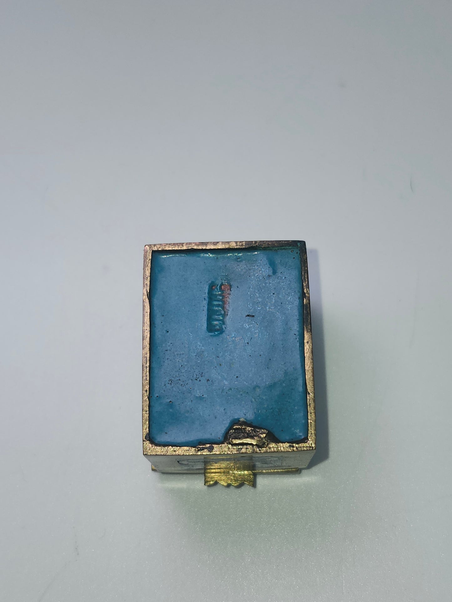 1880s Chinese Cloisonne Enamel Brass Pill Trinket Box