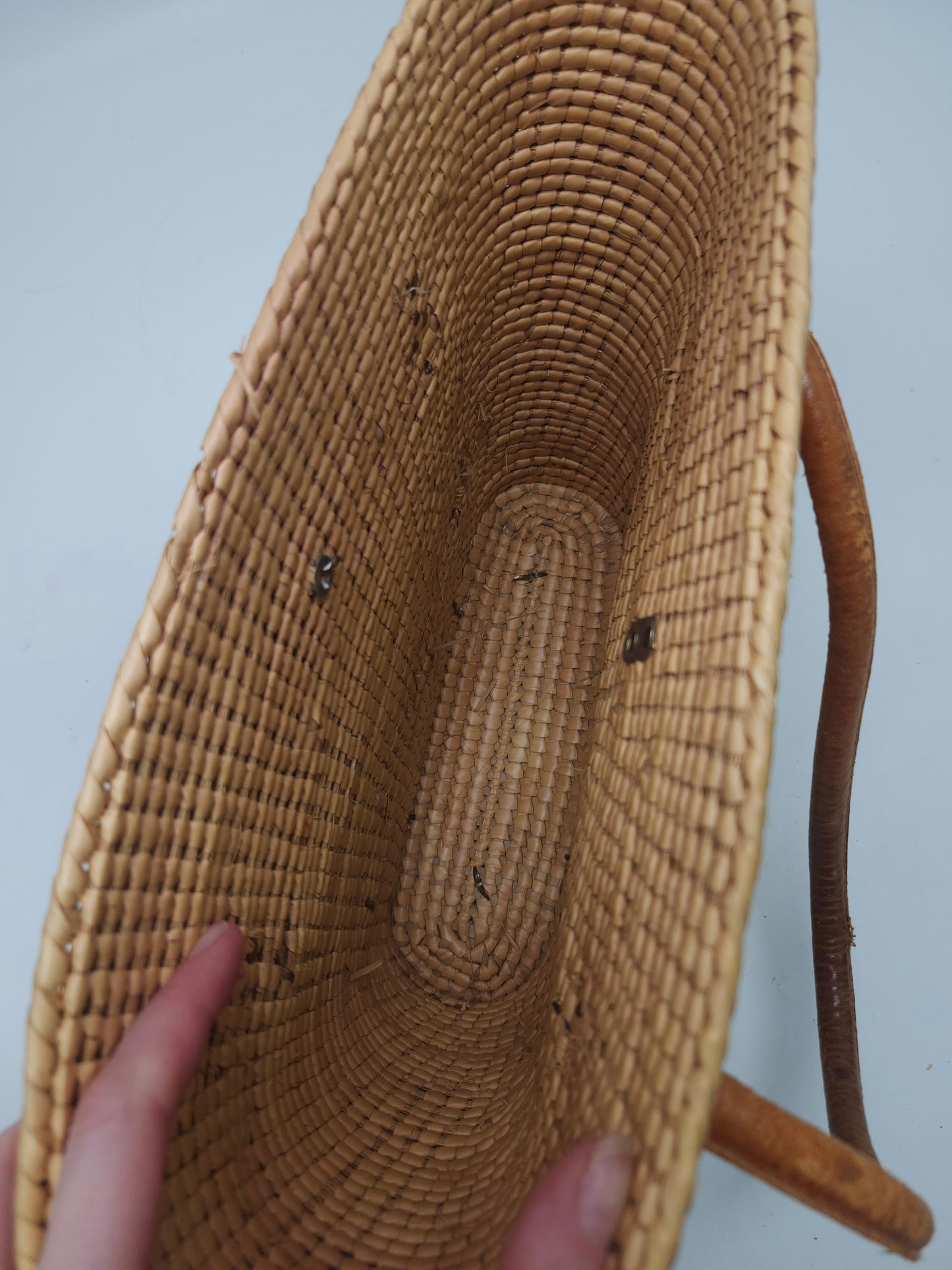 *Vintage* Boho Woven Straw & Leather Accented Beach Bag