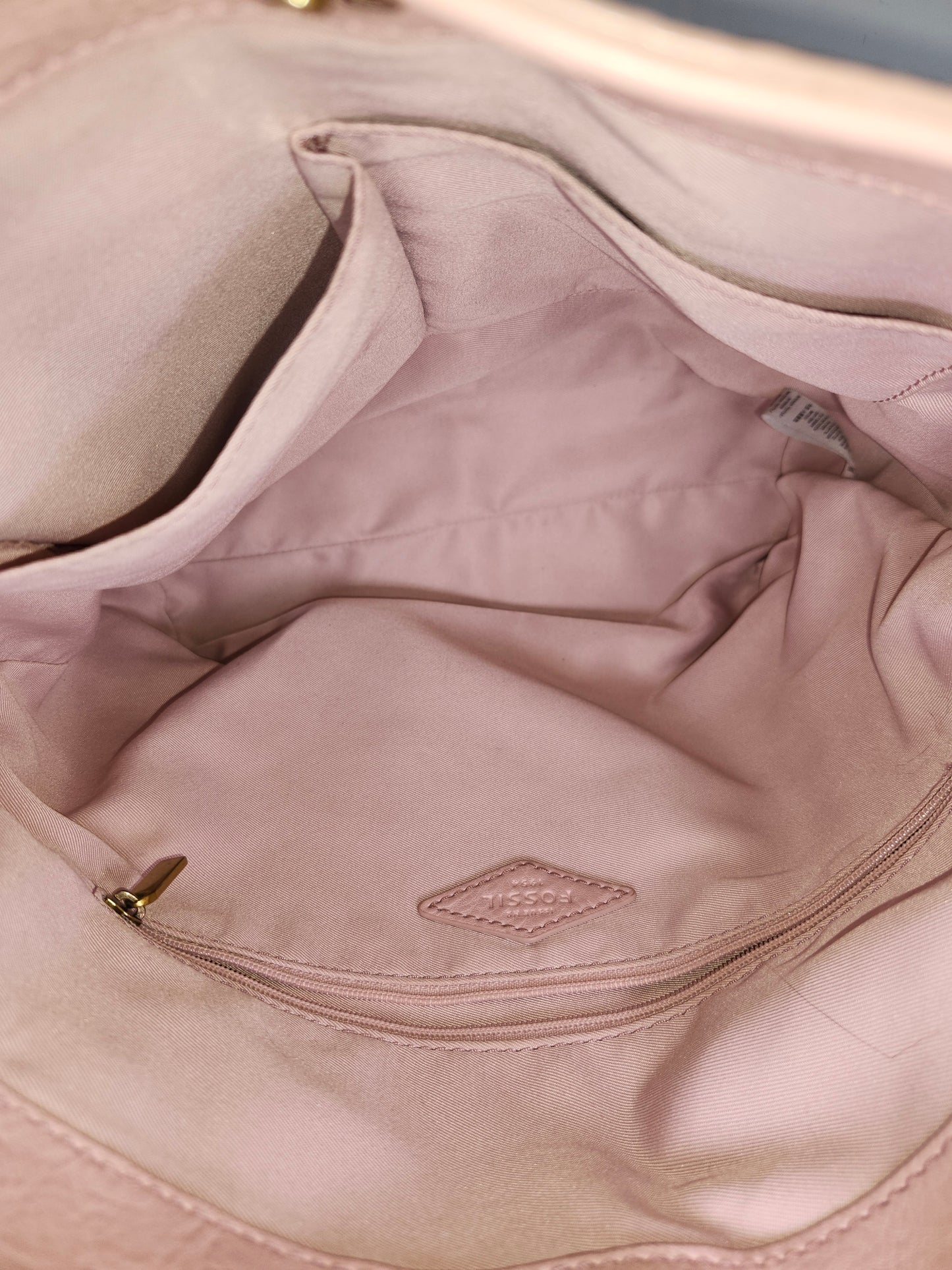 Fossil Baby Pink Leather Crossbody Purse
