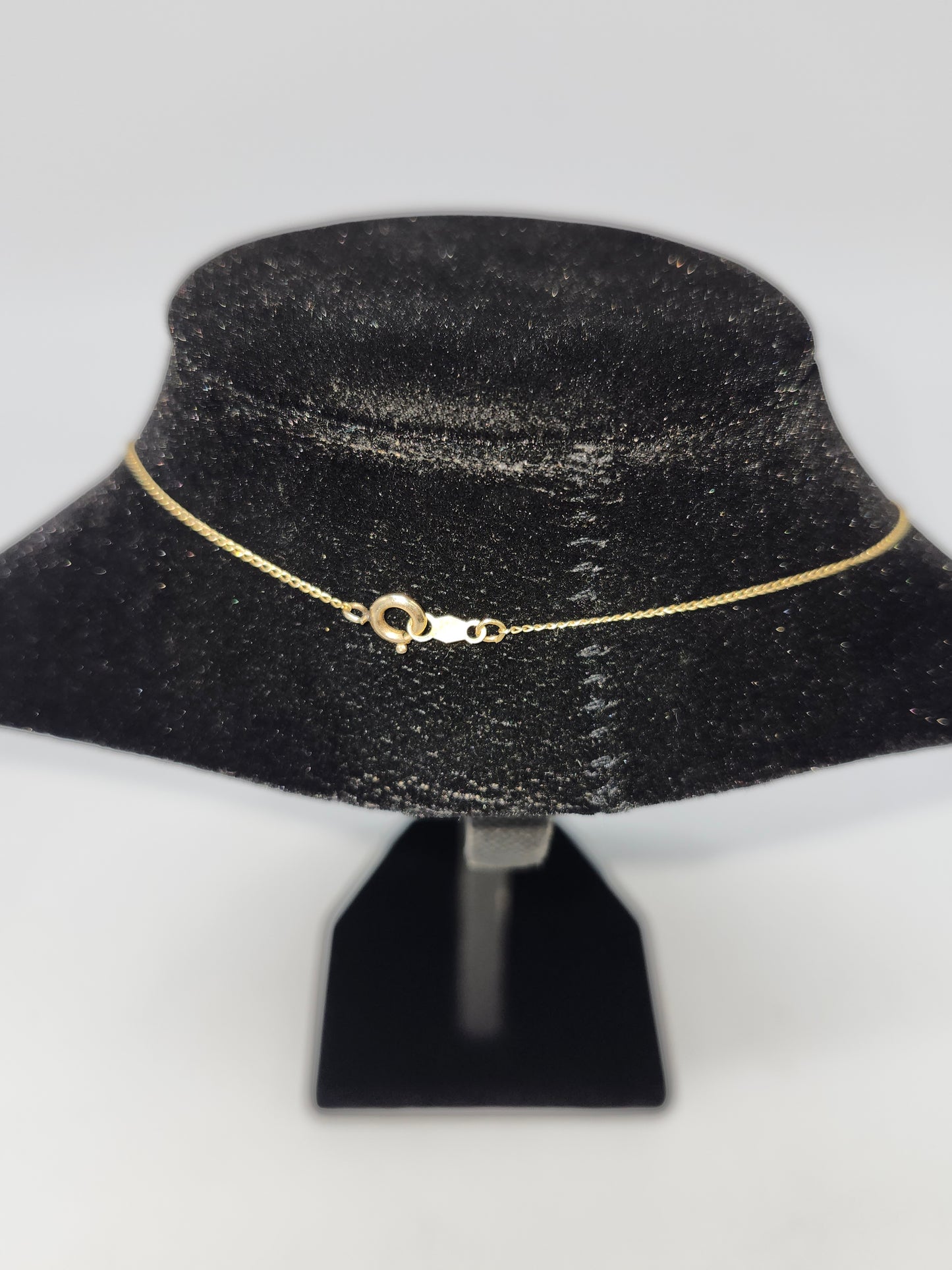 *14K* Gold Chain & 14K Gold Rose Pendant