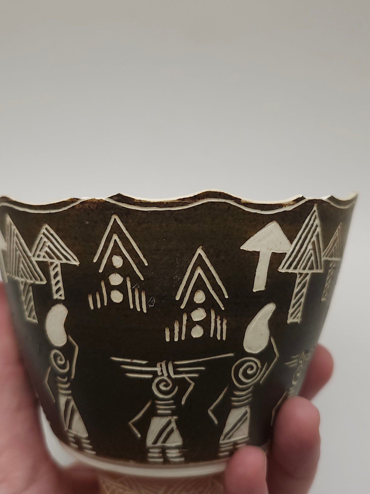 ~Folk Art~ By Neville Hickman Sgraffito Bowl Circa 2003