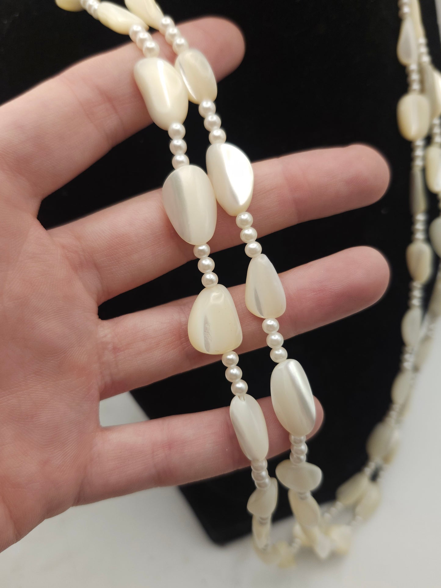-Mother of Pearl- Natural Pearl Beaded Statement Necklace