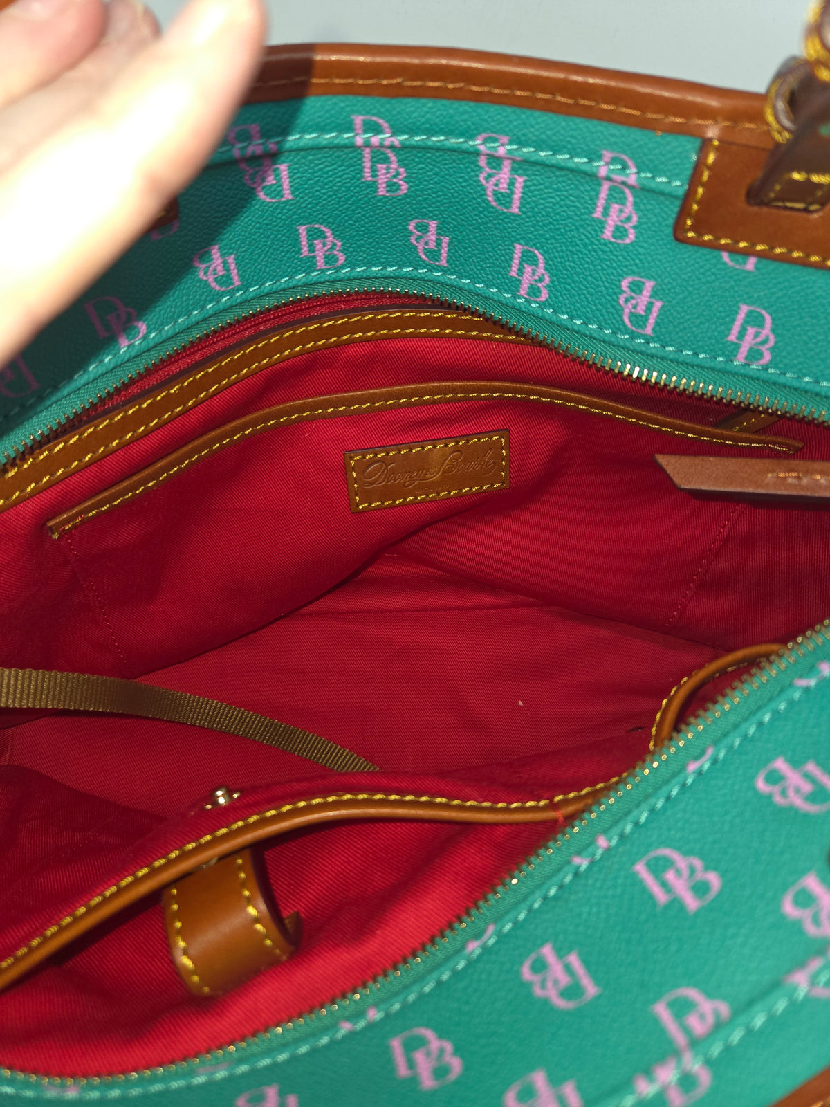 -Dooney & Bourke- Vintage "Gretta" Large Shopper Tote in Spearmint Green