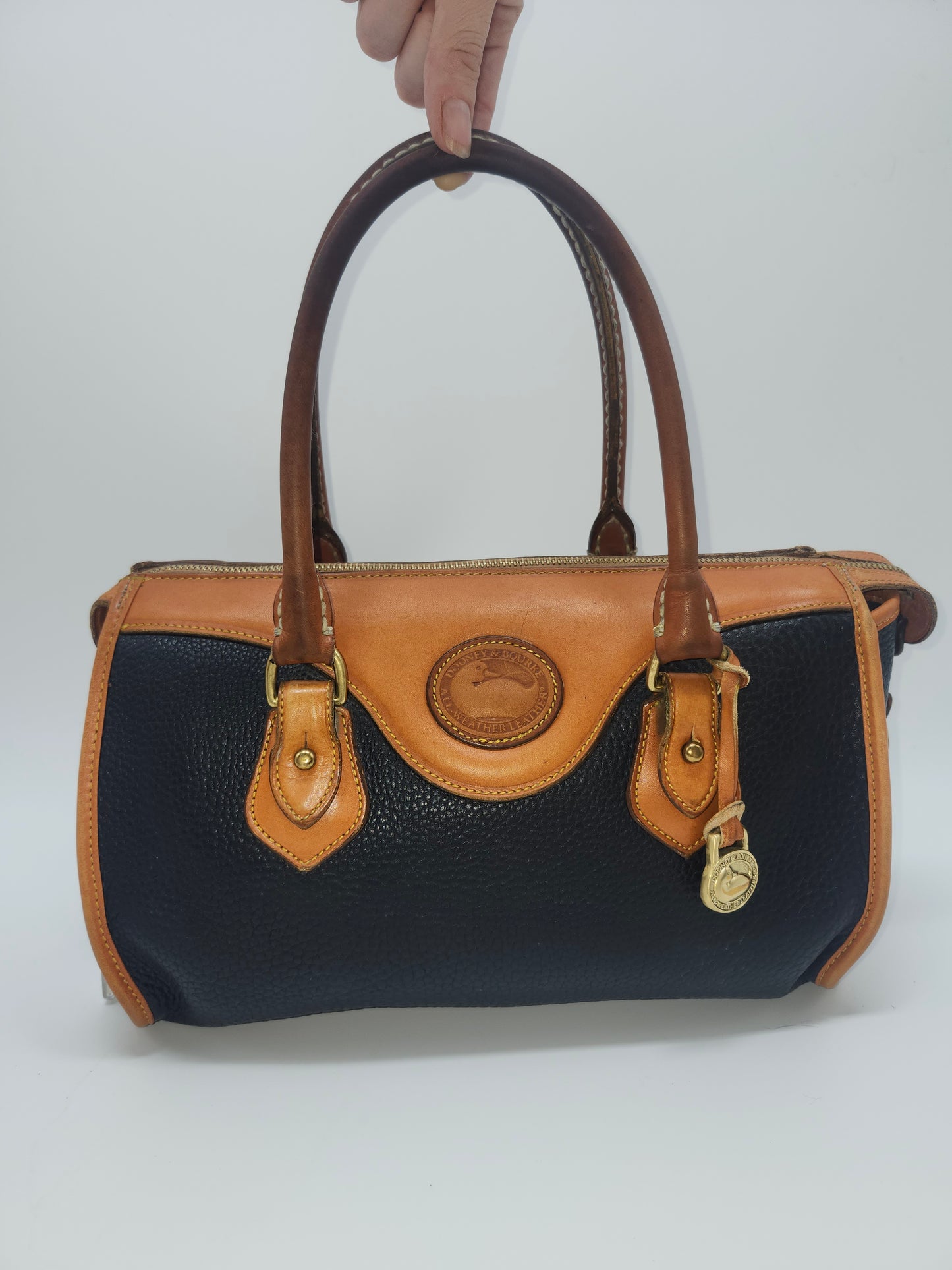 *Vintage* Dooney & Bourke Pebble Grain Leather Satchel Purse