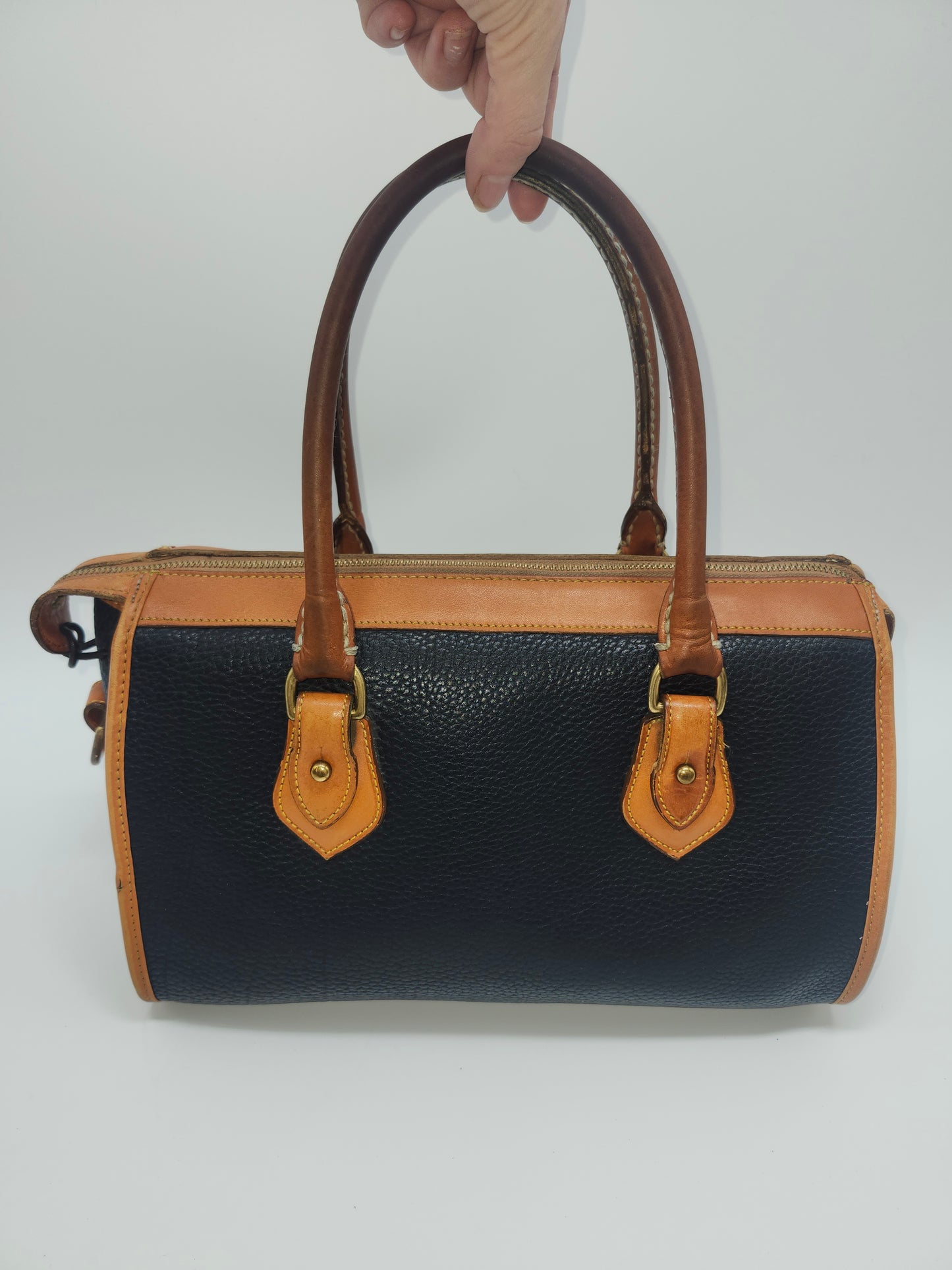 *Vintage* Dooney & Bourke Pebble Grain Leather Satchel Purse