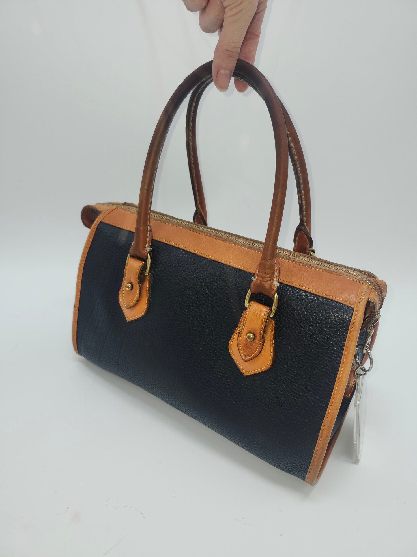 *Vintage* Dooney & Bourke Pebble Grain Leather Satchel Purse