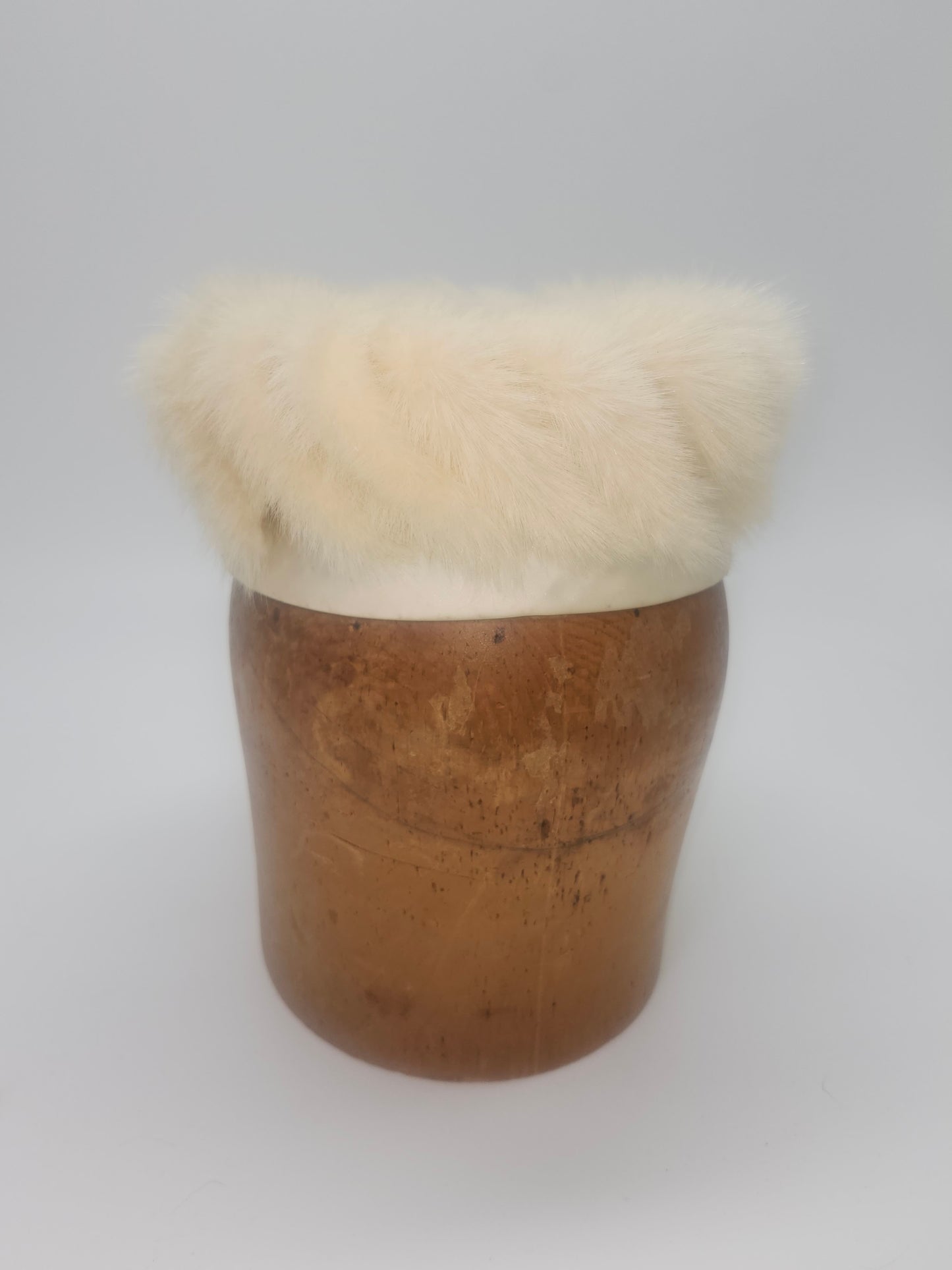 1950s White Fox Fur Pill Box Hat