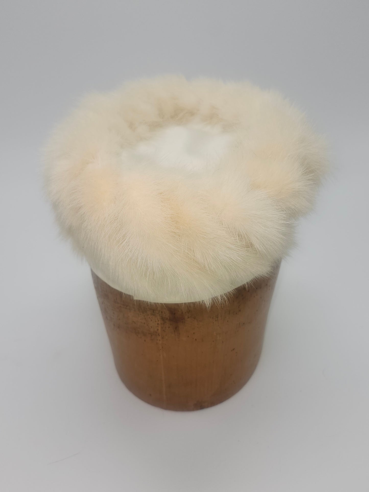 1950s White Fox Fur Pill Box Hat