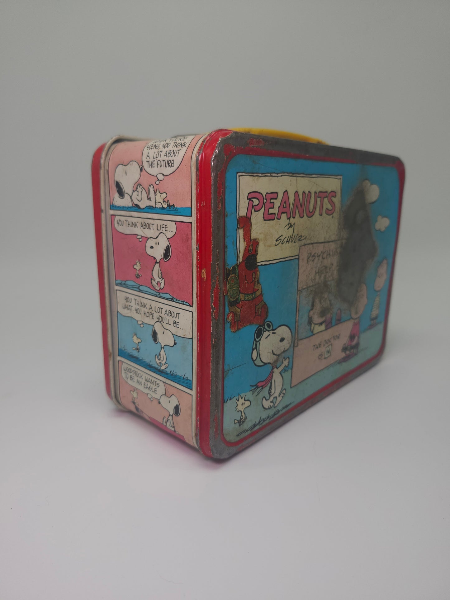 ~1973~ THERMOS Charlie Brown Metal Lunch Box