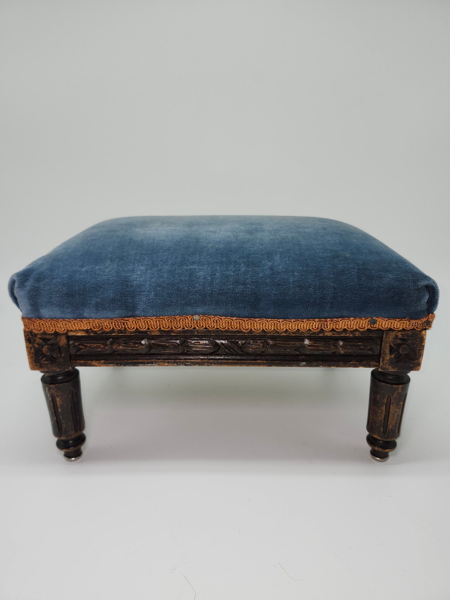 *Louis XVI* Antique Carved Wood Footstool with Reeded Legs