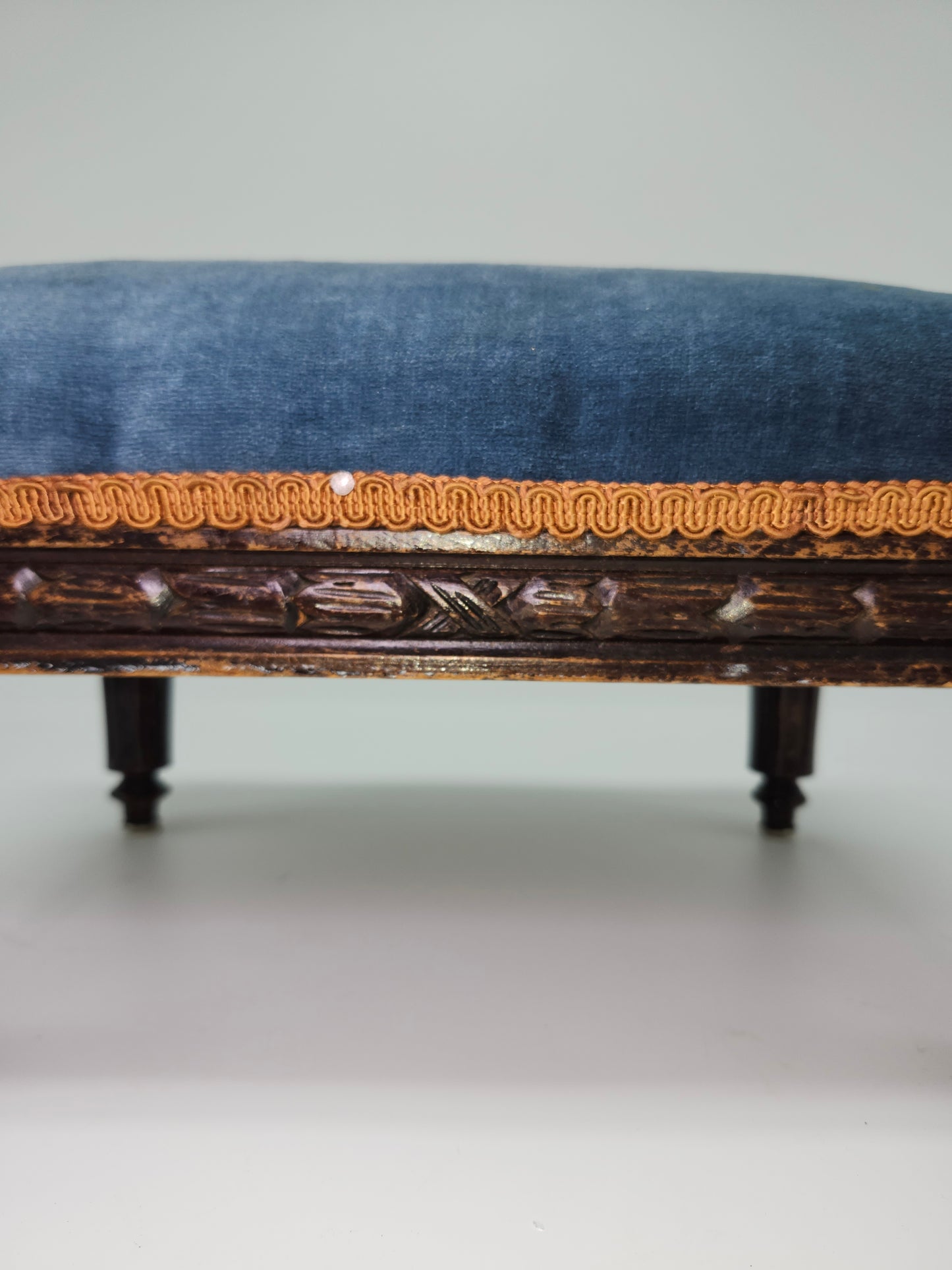 *Louis XVI* Antique Carved Wood Footstool with Reeded Legs