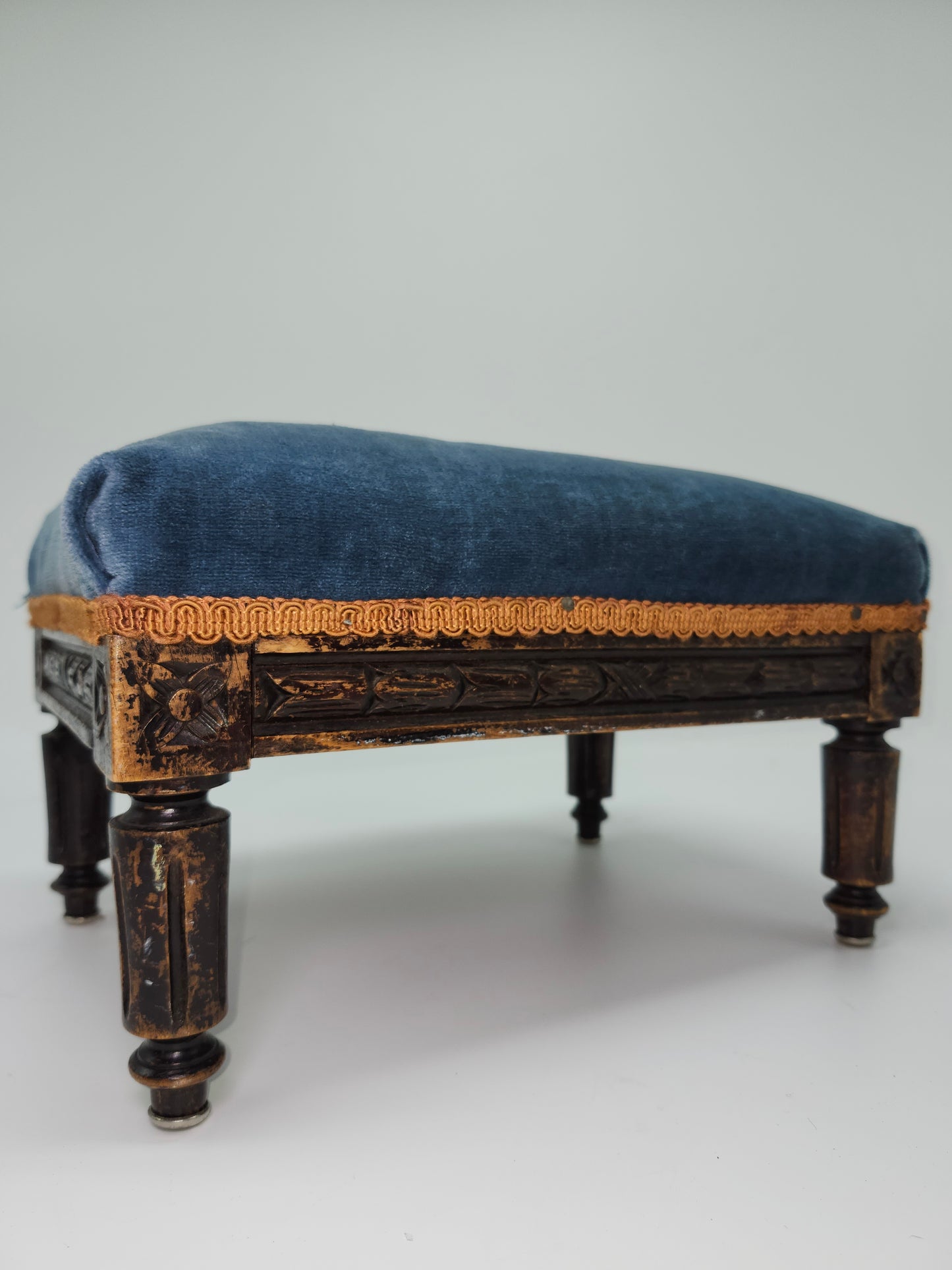 *Louis XVI* Antique Carved Wood Footstool with Reeded Legs