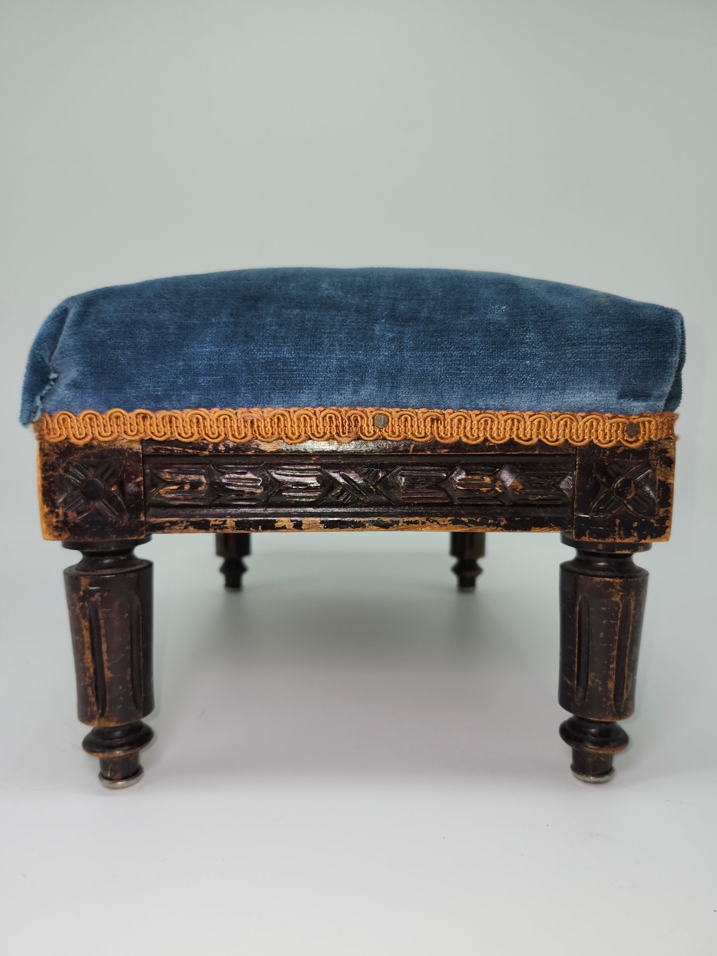 *Louis XVI* Antique Carved Wood Footstool with Reeded Legs