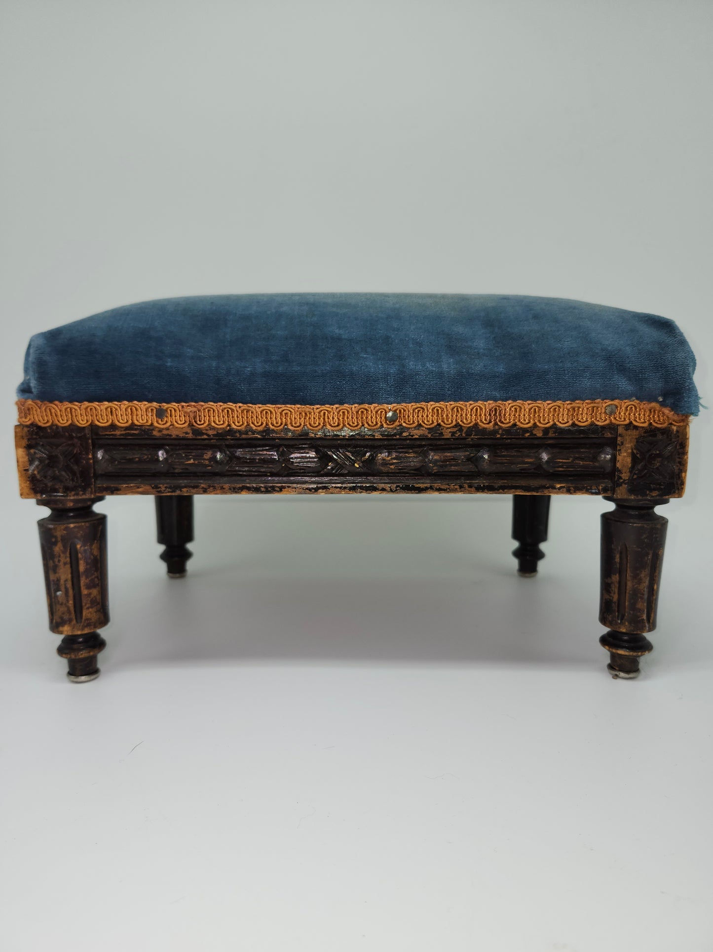 *Louis XVI* Antique Carved Wood Footstool with Reeded Legs