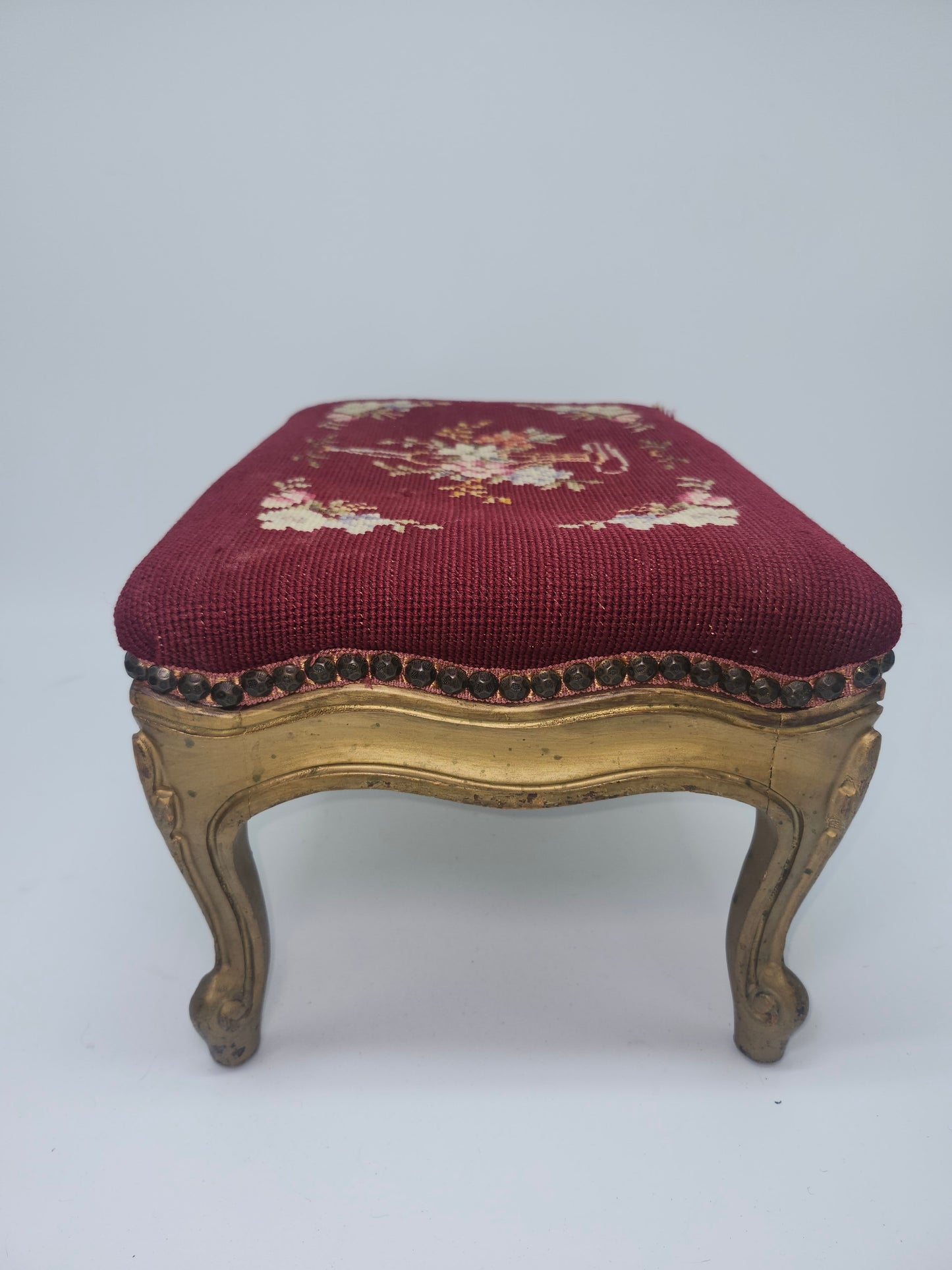 *Louis XV* Antique Carved Giltwood Footstool with Needlepoint Tapestry