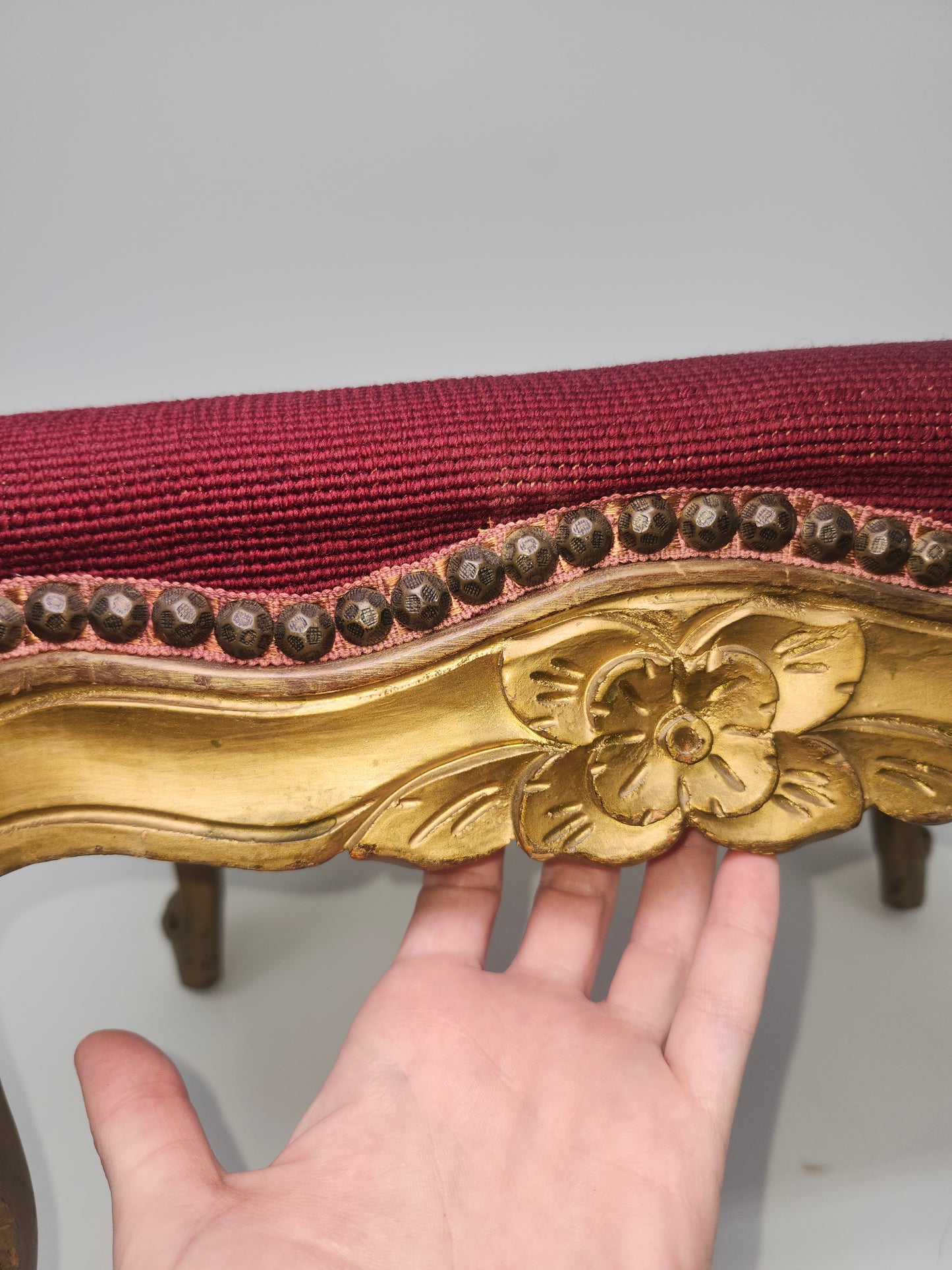 *Louis XV* Antique Carved Giltwood Footstool with Needlepoint Tapestry