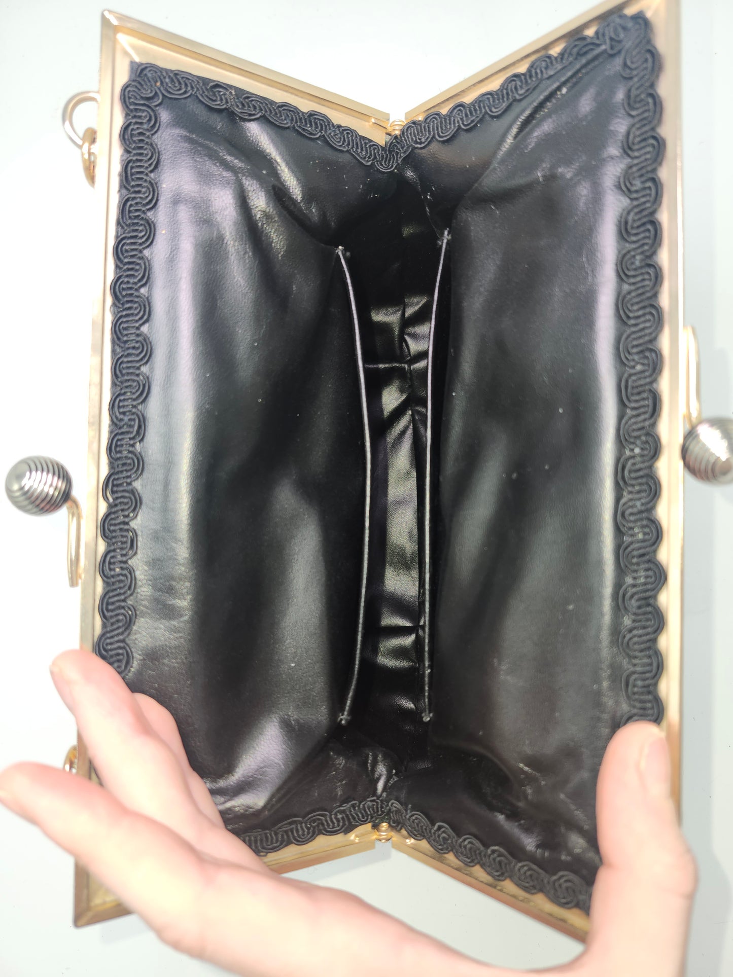 *Needle Point Tapestry* Vintage Purse with Floral Motif