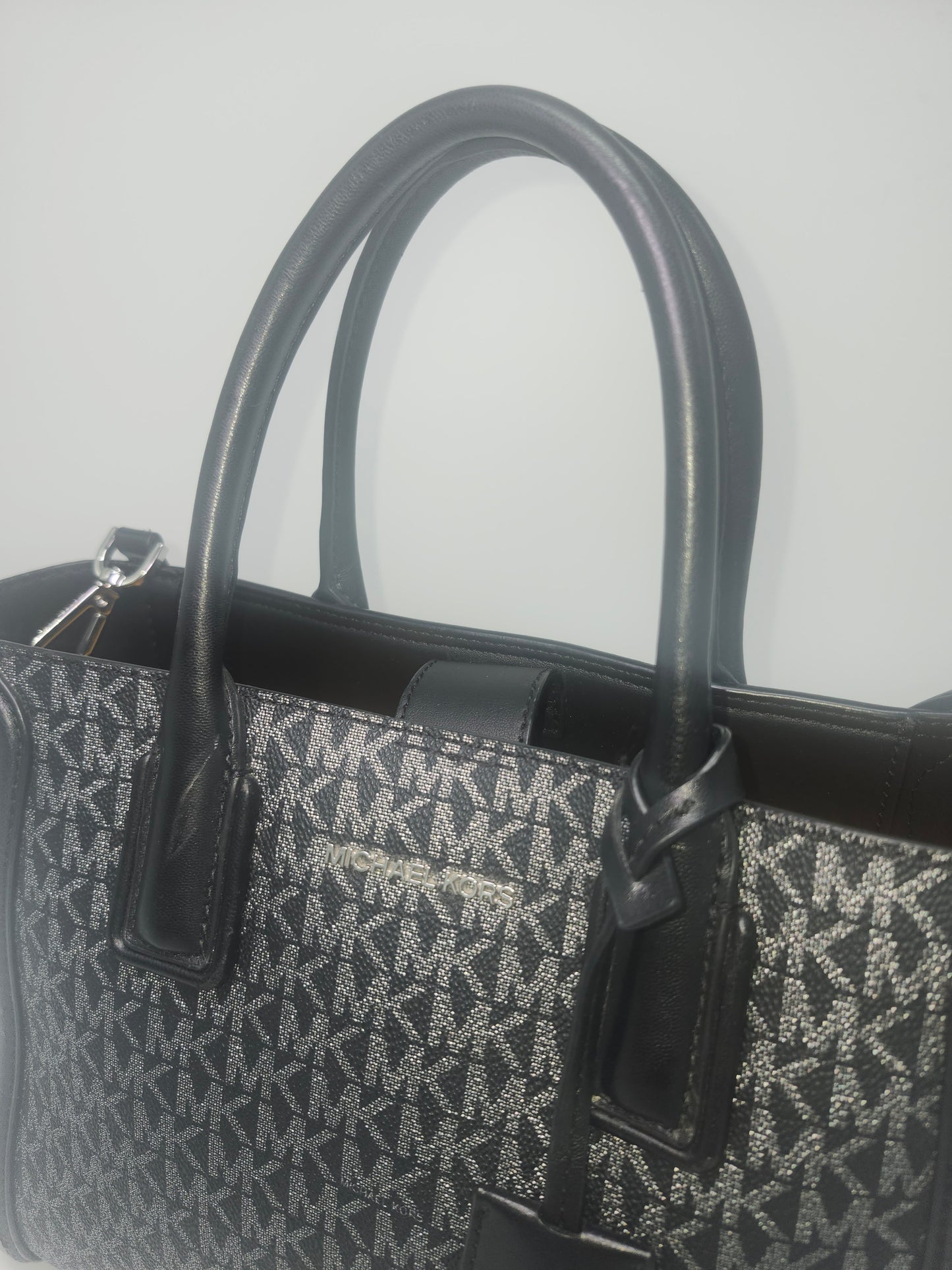 Michael Kors "Kali Medium Satchel" in Black/Grey