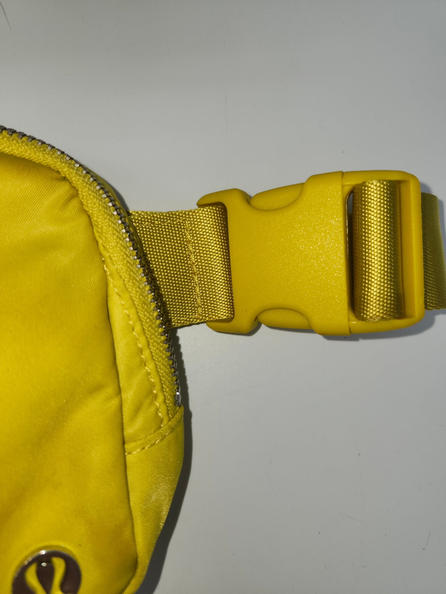 Lululemon "Everywhere" Belt Bag in Neon