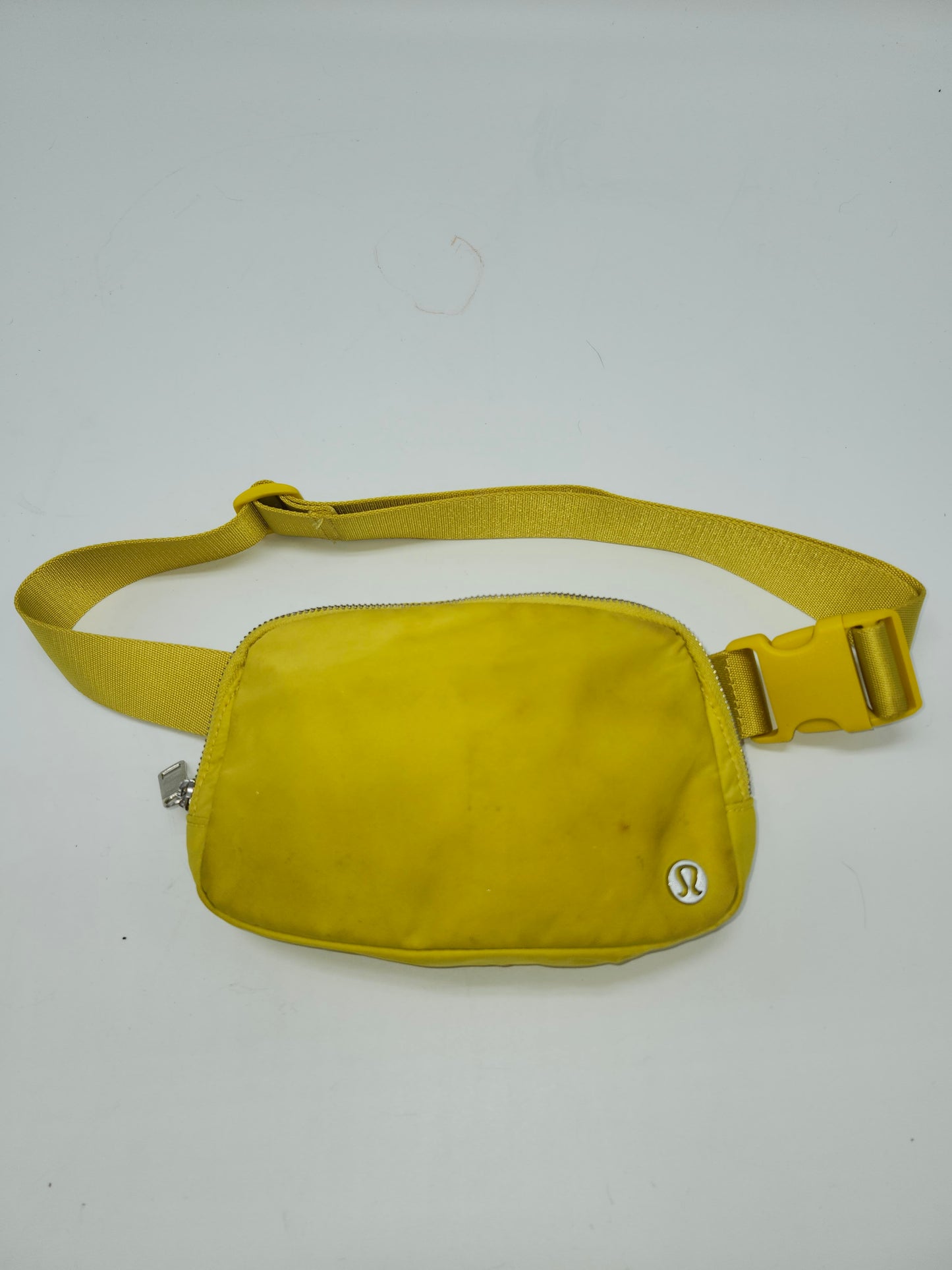 Lululemon "Everywhere" Belt Bag in Neon