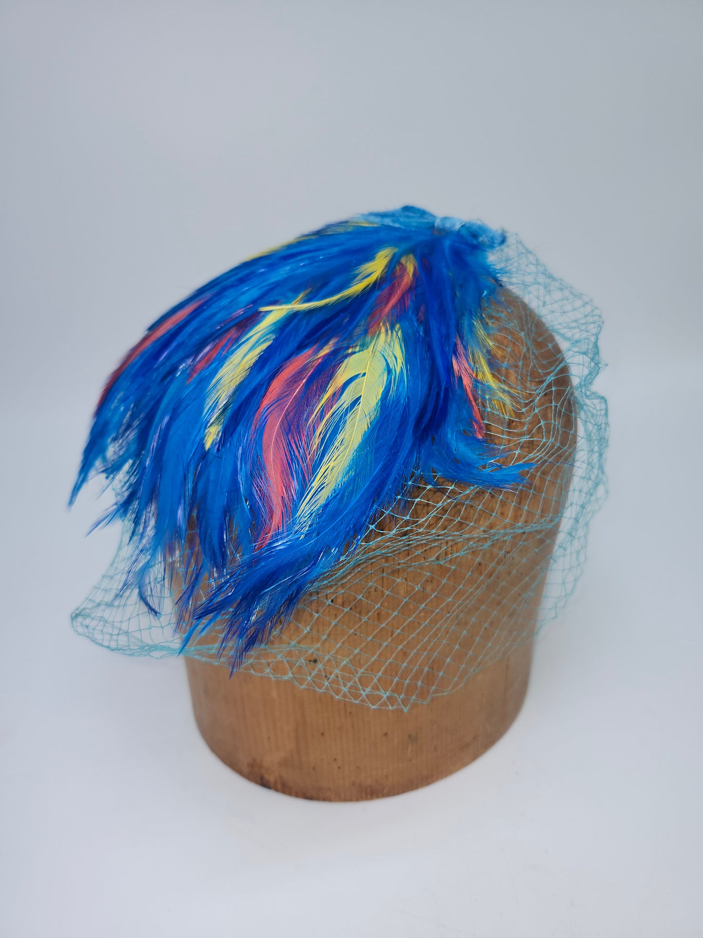 Art Deco Era Feather Mesh Headpiece / Fascinator