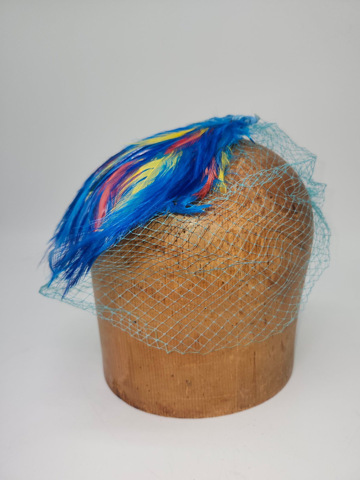 Art Deco Era Feather Mesh Headpiece / Fascinator