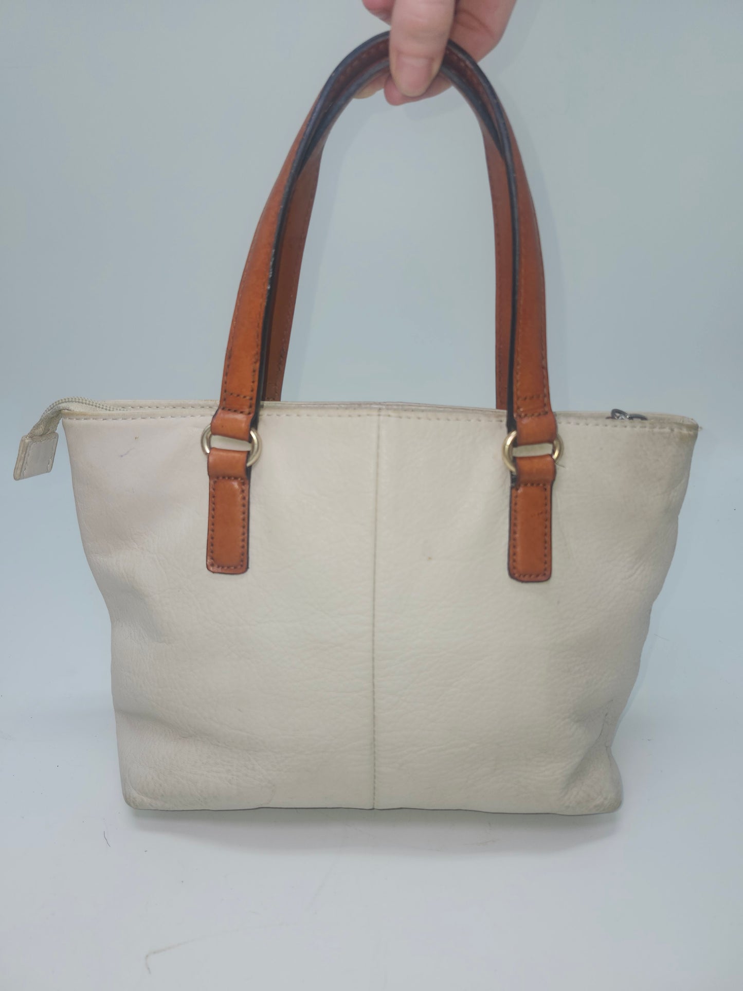 Fossil Y2K Cream Leather with Brown stitching & accents