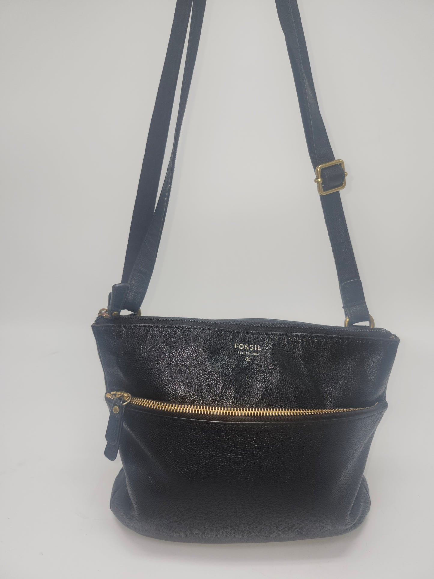 -Fossil- "Tinsley" Pebbled Black Leather Crossbody