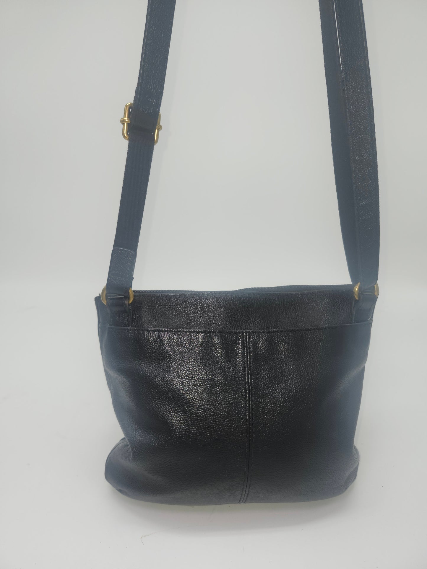 -Fossil- "Tinsley" Pebbled Black Leather Crossbody