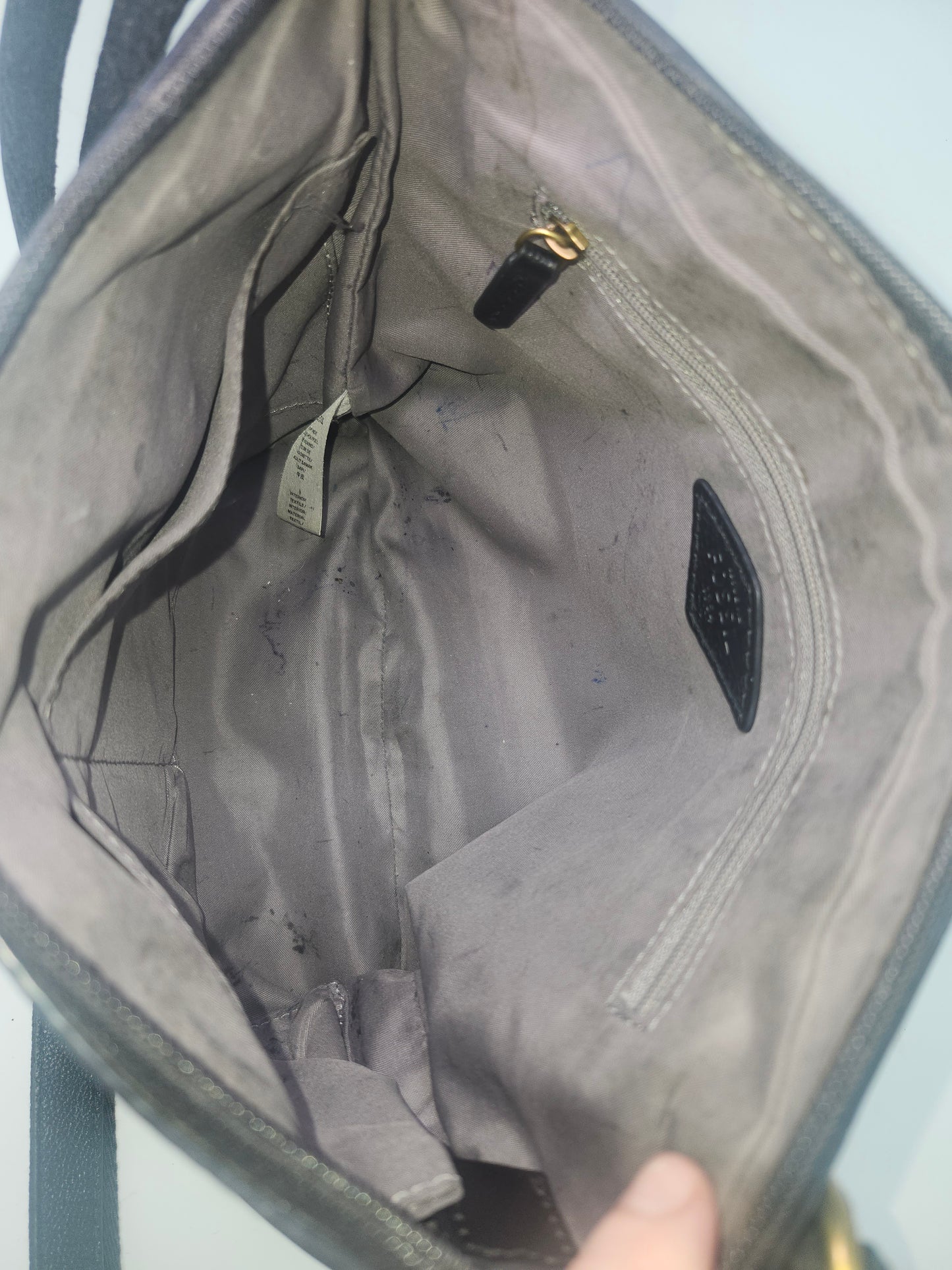 -Fossil- "Tinsley" Pebbled Black Leather Crossbody