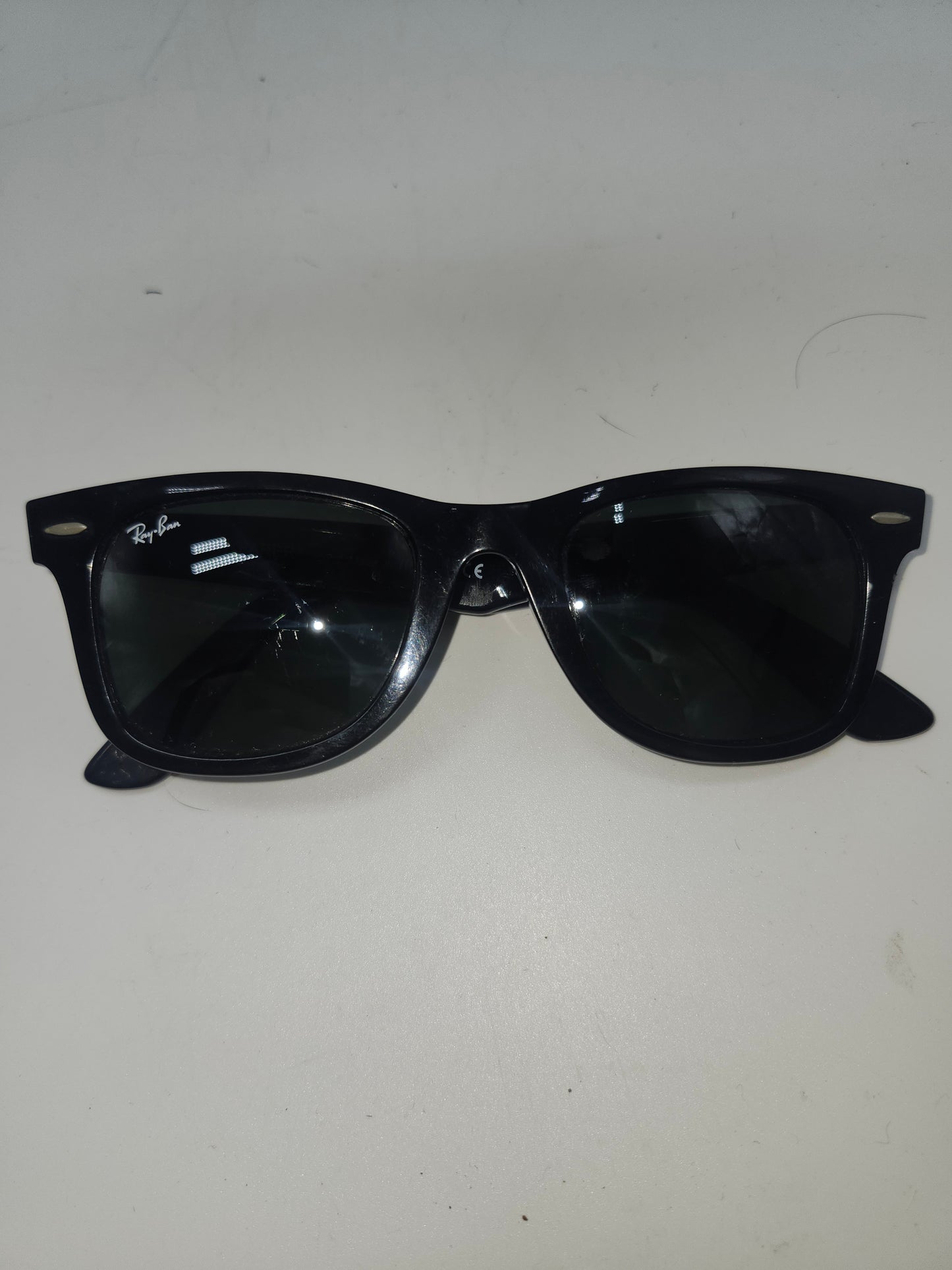 Ray Bans Black Wayfarer Sunglasses