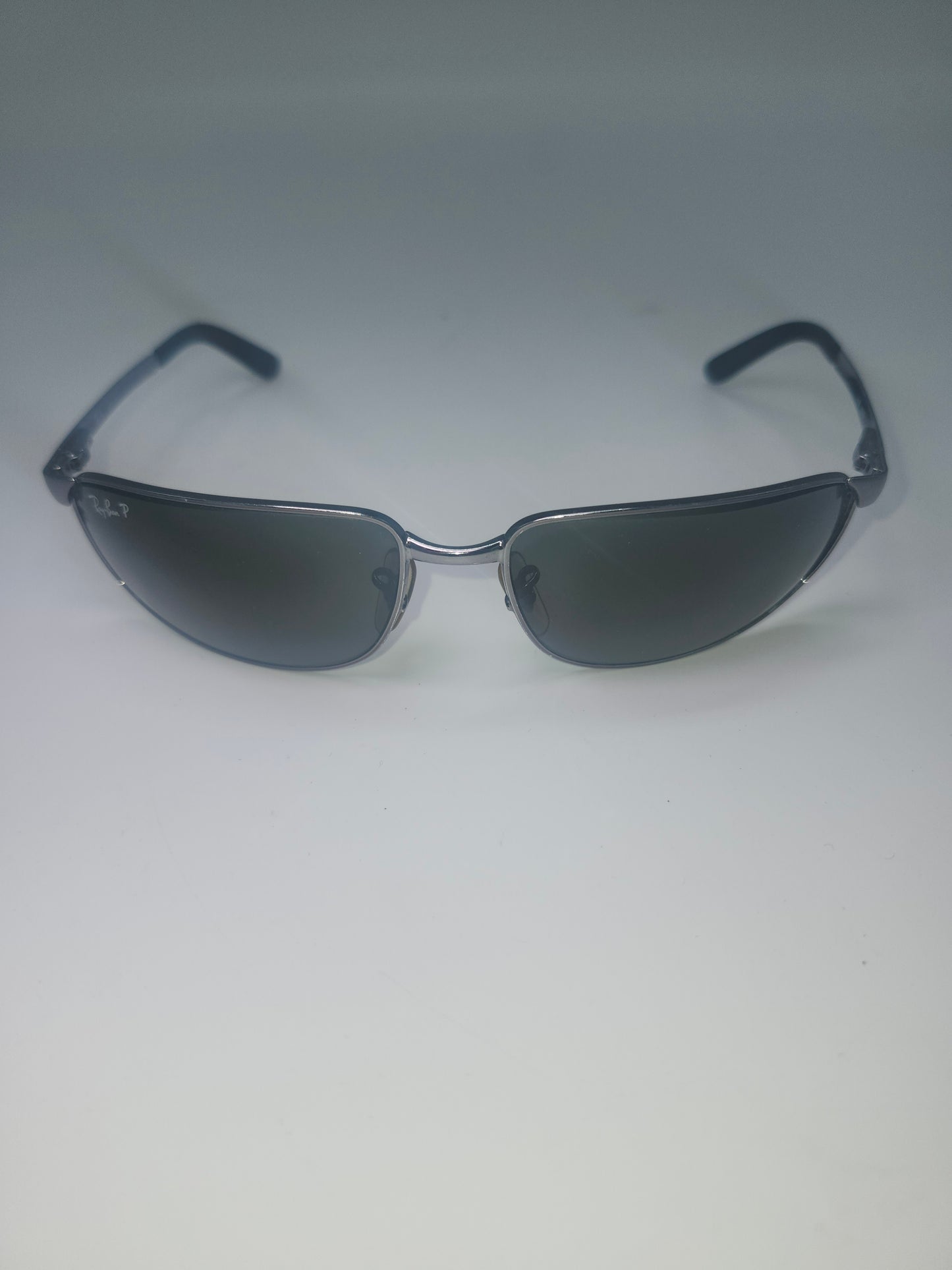 Ray Bans RB 3247 Polarized Oval Sunglasses in Gunmetal finish