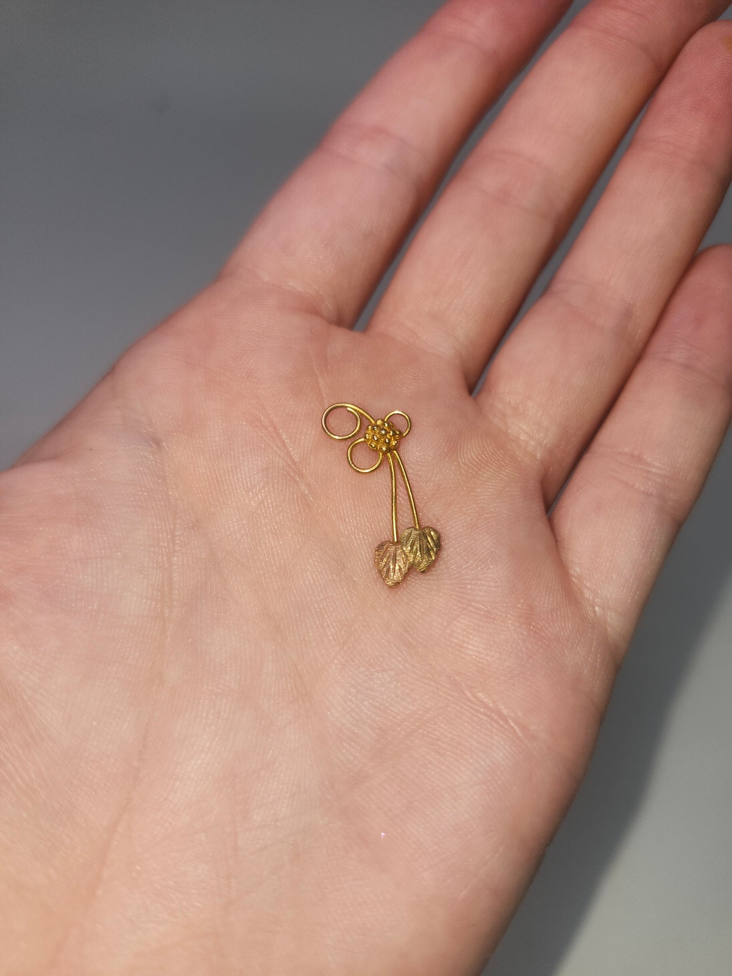 *10K Gold* Tri-Colored Grape & Leaves Pendant