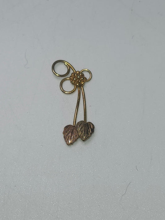 *10K Gold* Tri-Colored Grape & Leaves Pendant