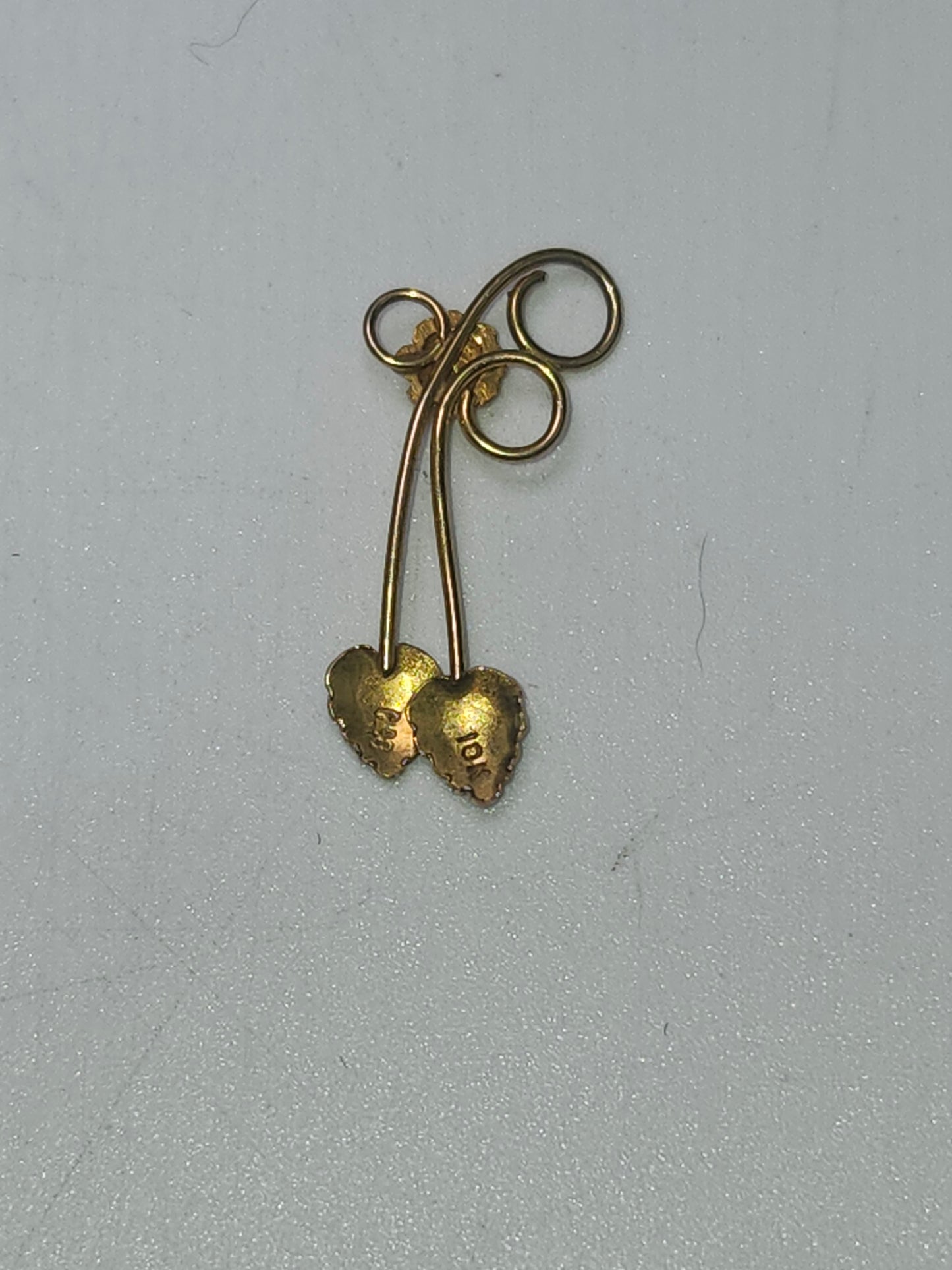 *10K Gold* Tri-Colored Grape & Leaves Pendant