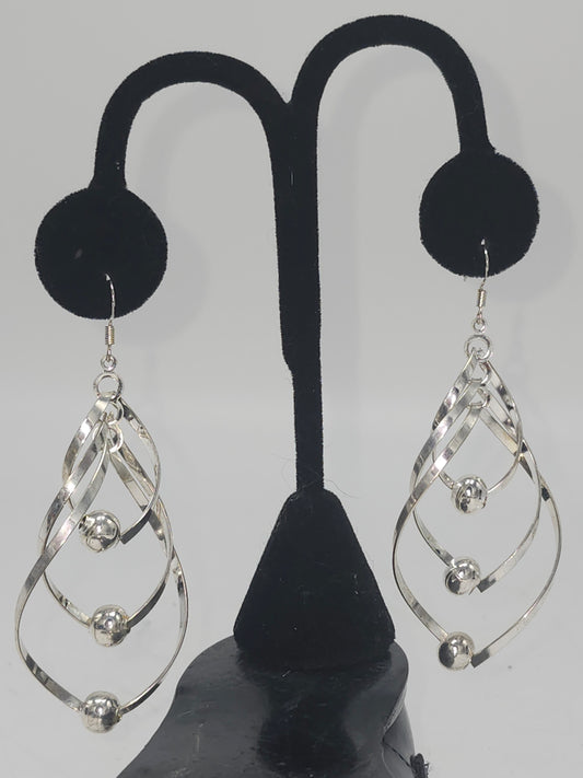 *Sterling 925* Geometric Swirl Beaded Earrings