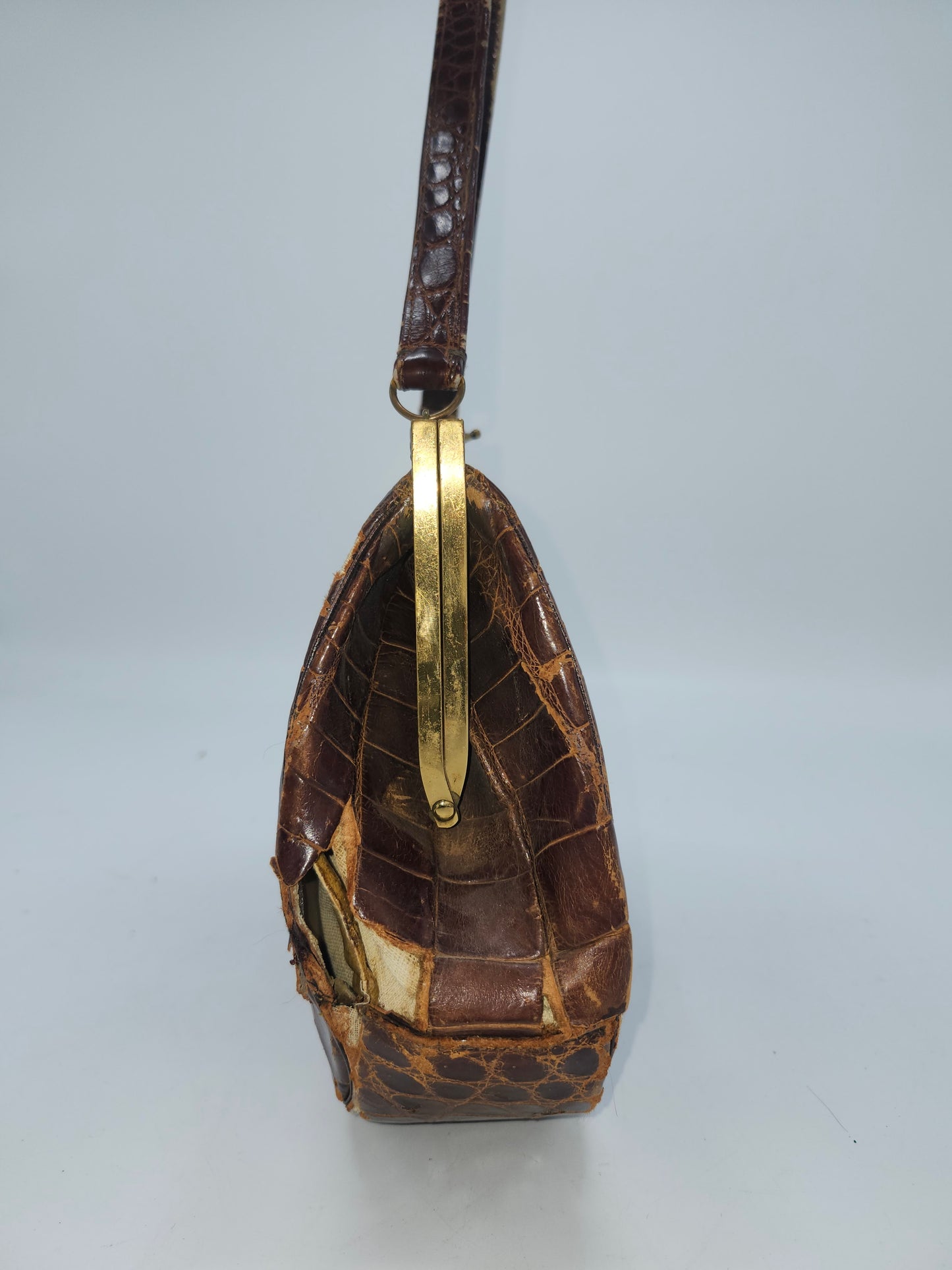 ~Crocodile~ Leather Vintage Purse