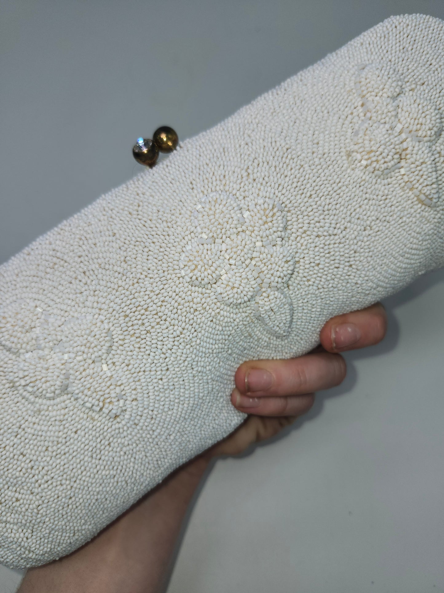 -Oval-Shaped- 1930s Art Deco White Beaded Oval Clutch / Evening Bag