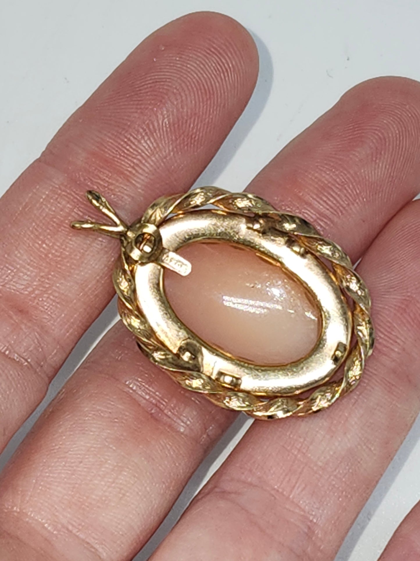 14K Gold Filled Carved Cameo Pendant