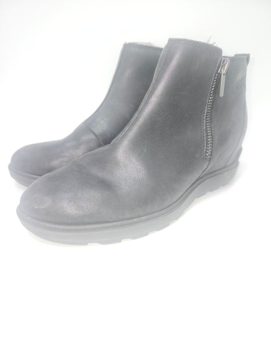Sorel "Joan of Arc" Wedge II Boots Size 10.5