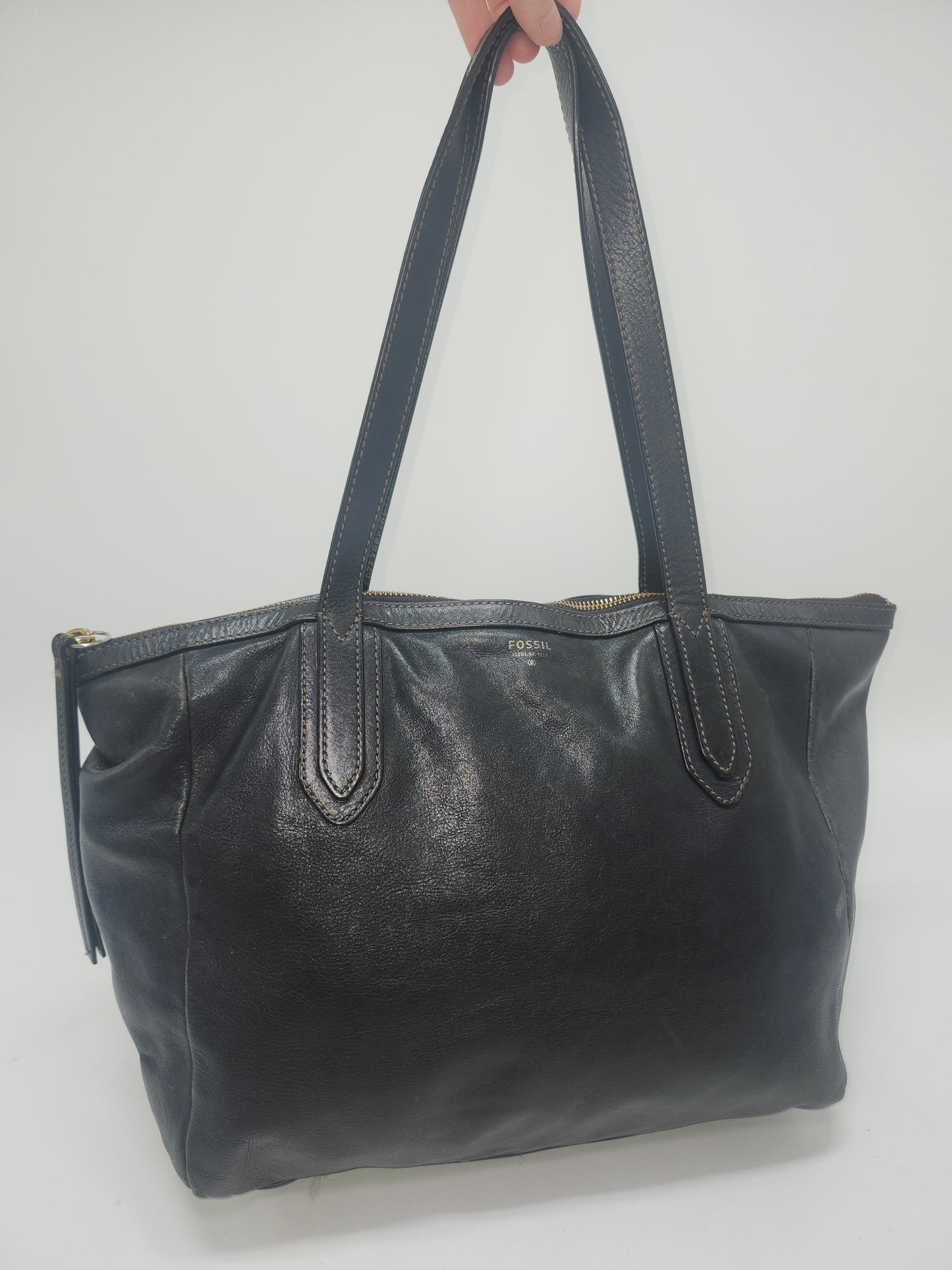 Fossil "Sydney" Pebbled Black Leather Purse