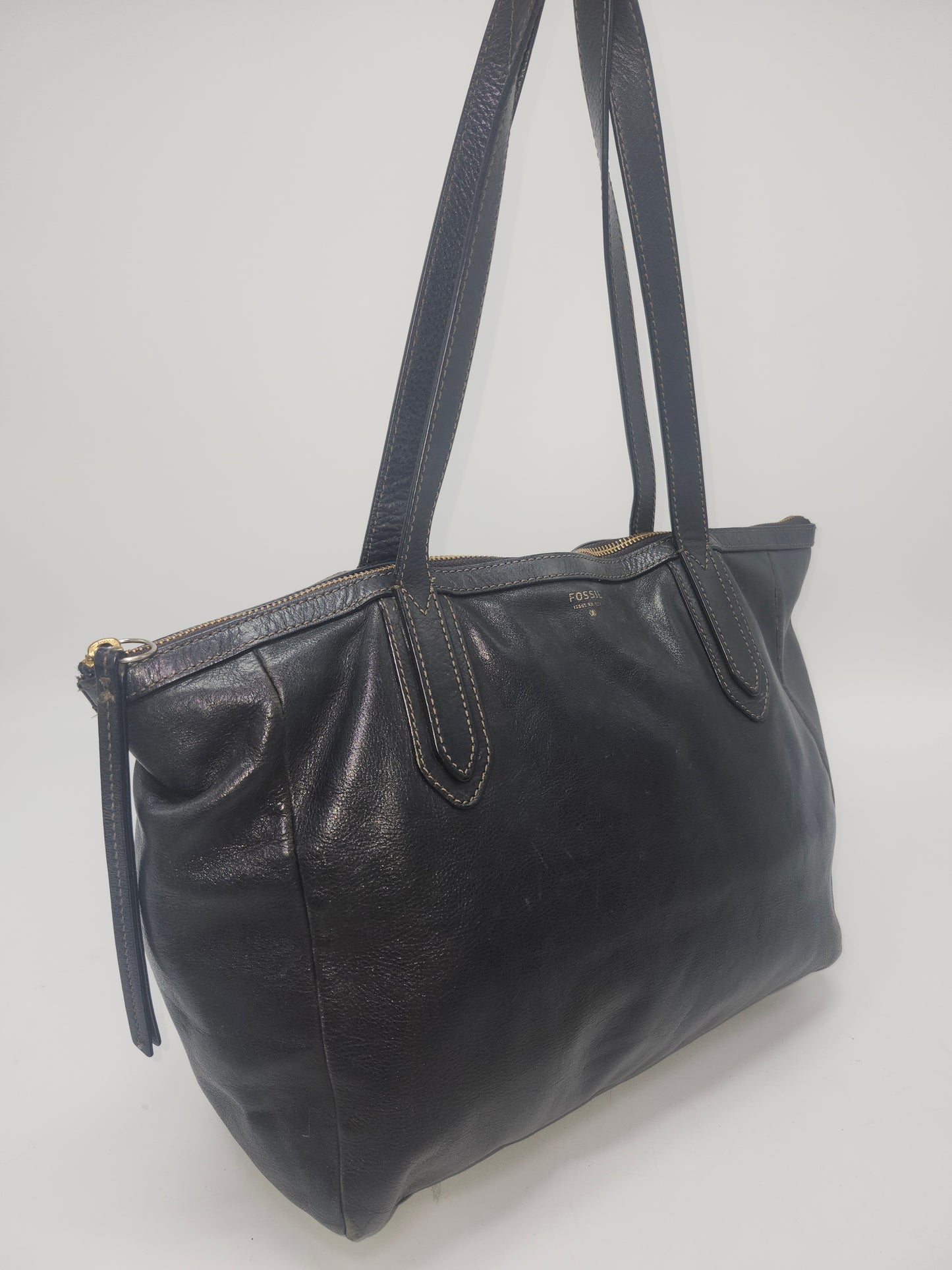 Fossil "Sydney" Pebbled Black Leather Purse