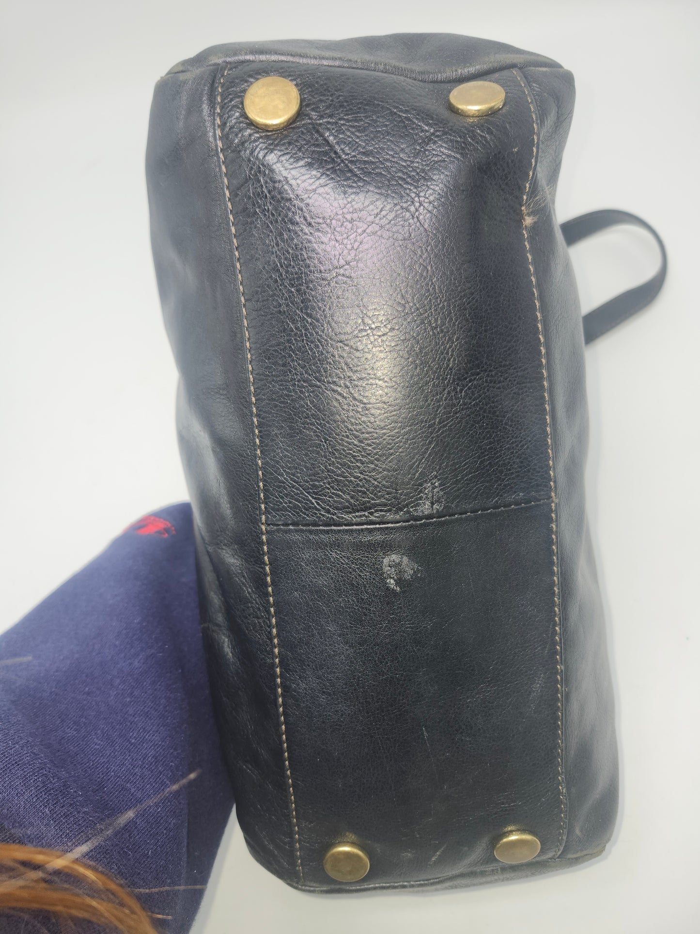 Fossil "Sydney" Pebbled Black Leather Purse