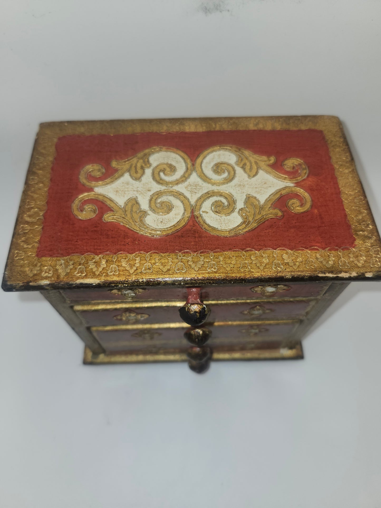 *Vintage* Italian Hand Painted Wooden Jewelry / Trinket Box