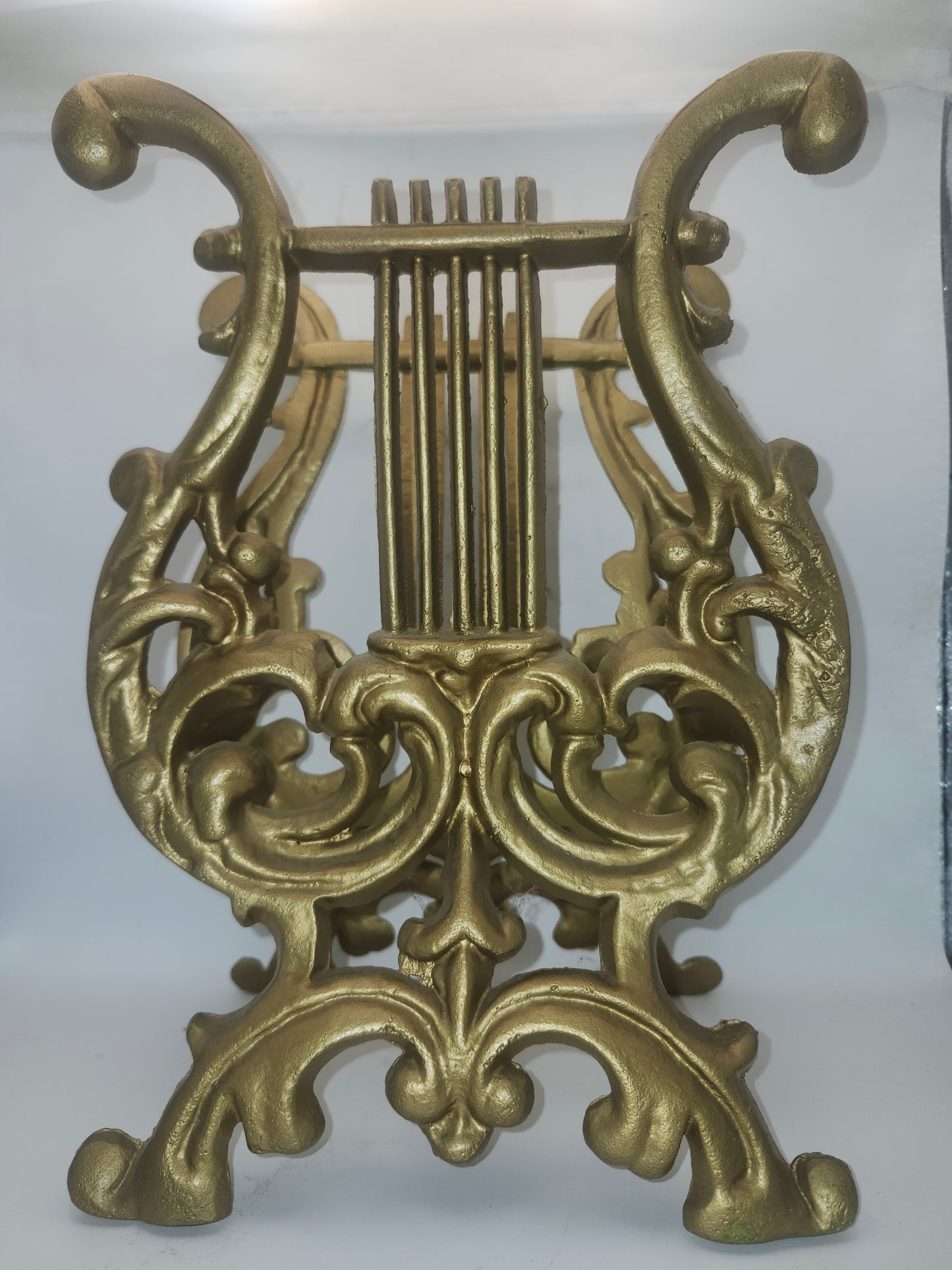 *Vintage* Gilt Metal Lyre Harp Book / Music Stand